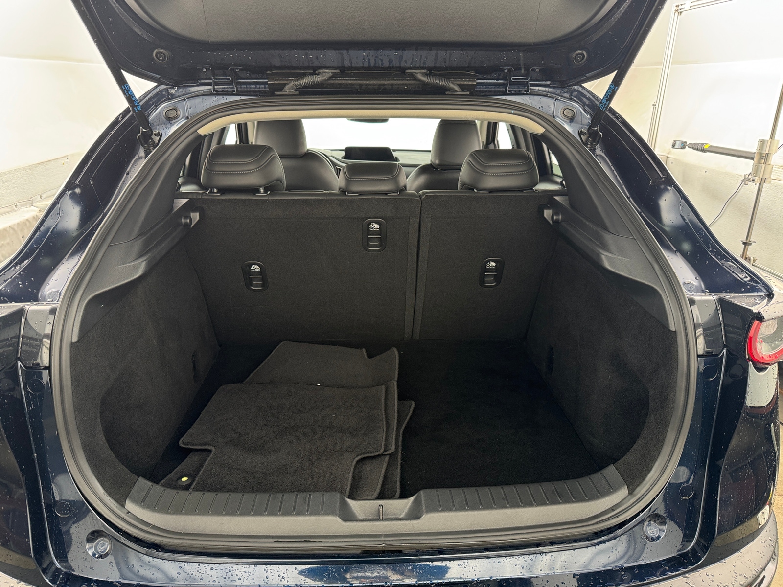 Thumbnail: 2023 Mazda CX-30 - 7