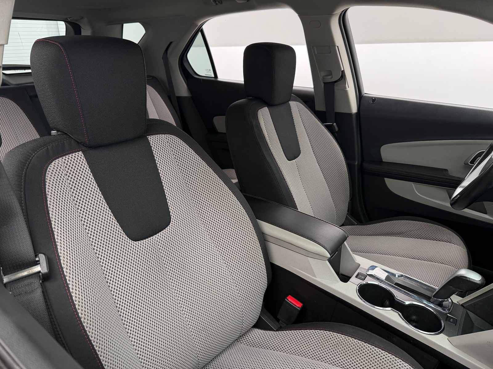 Thumbnail: 2015 Chevrolet Equinox - 2