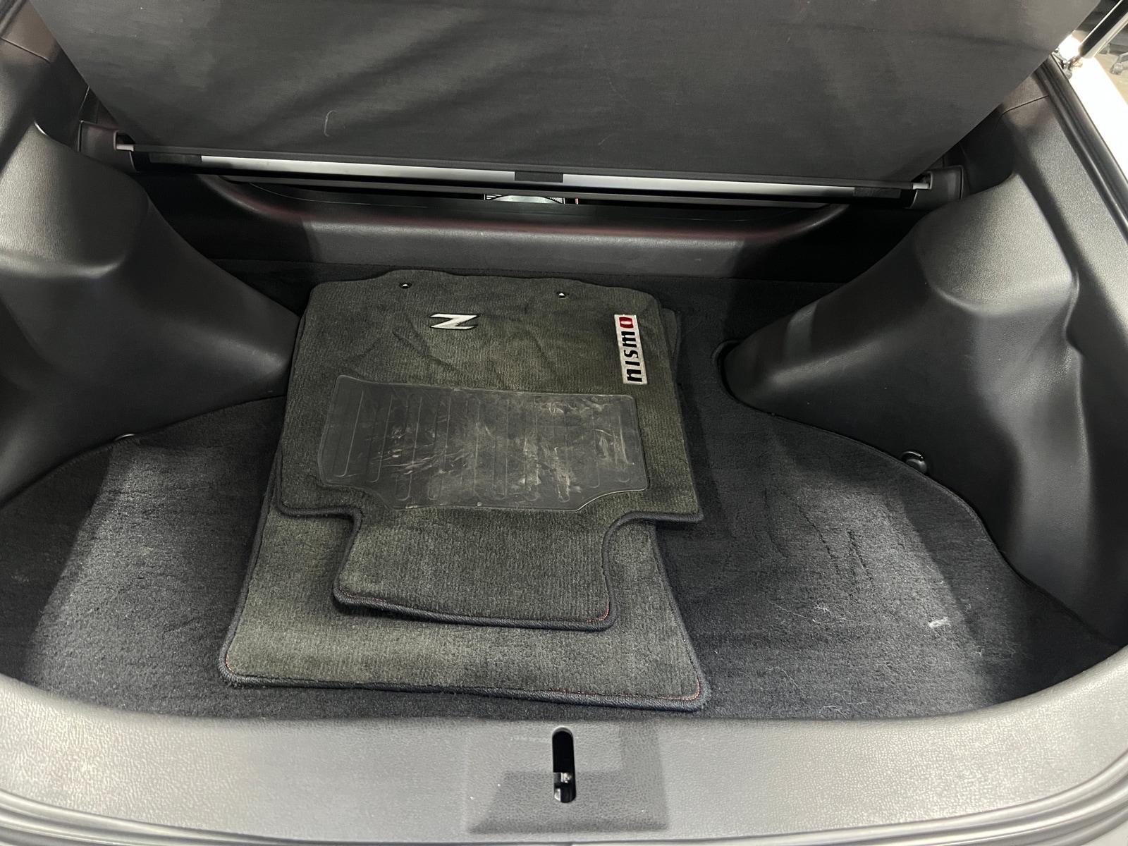 Thumbnail: 2016 Nissan Z - 5