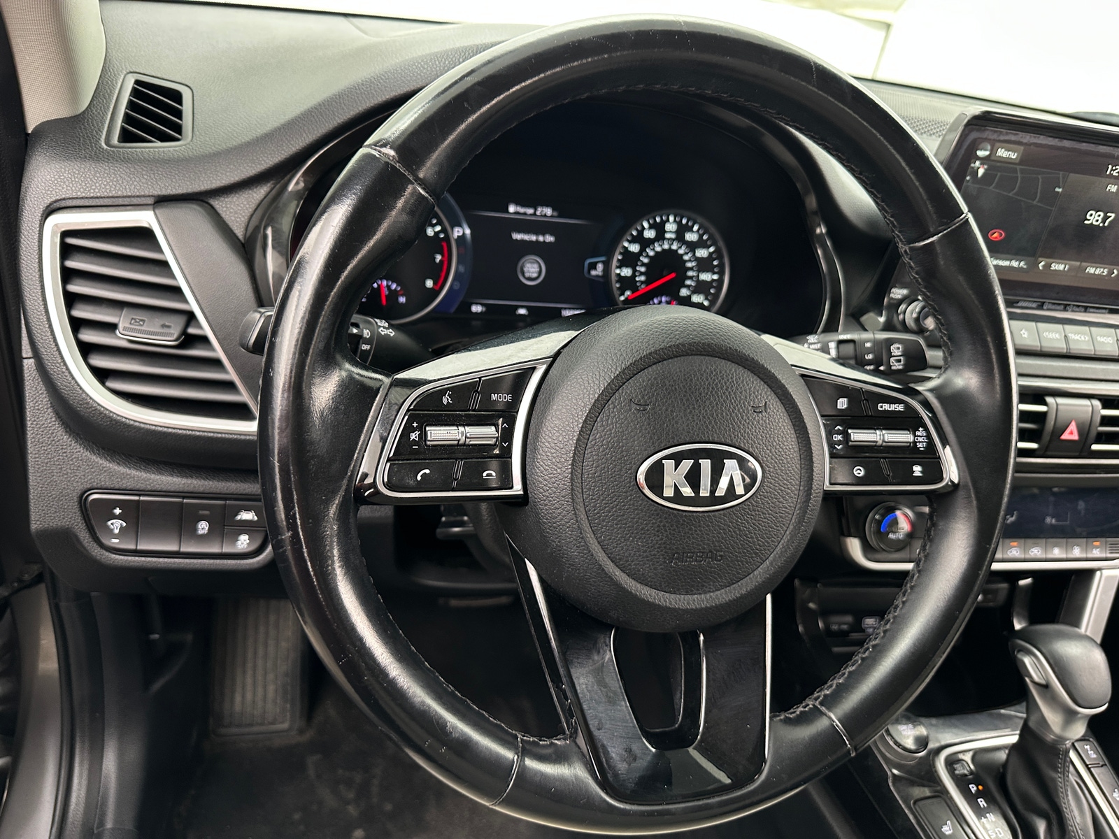 Thumbnail: 2021 Kia Seltos - 4