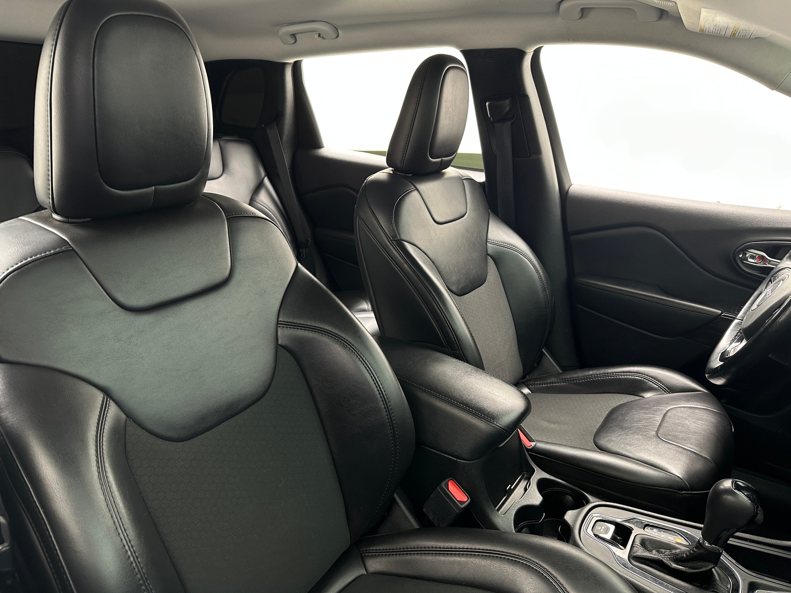 Thumbnail: 2021 Jeep Cherokee - 2