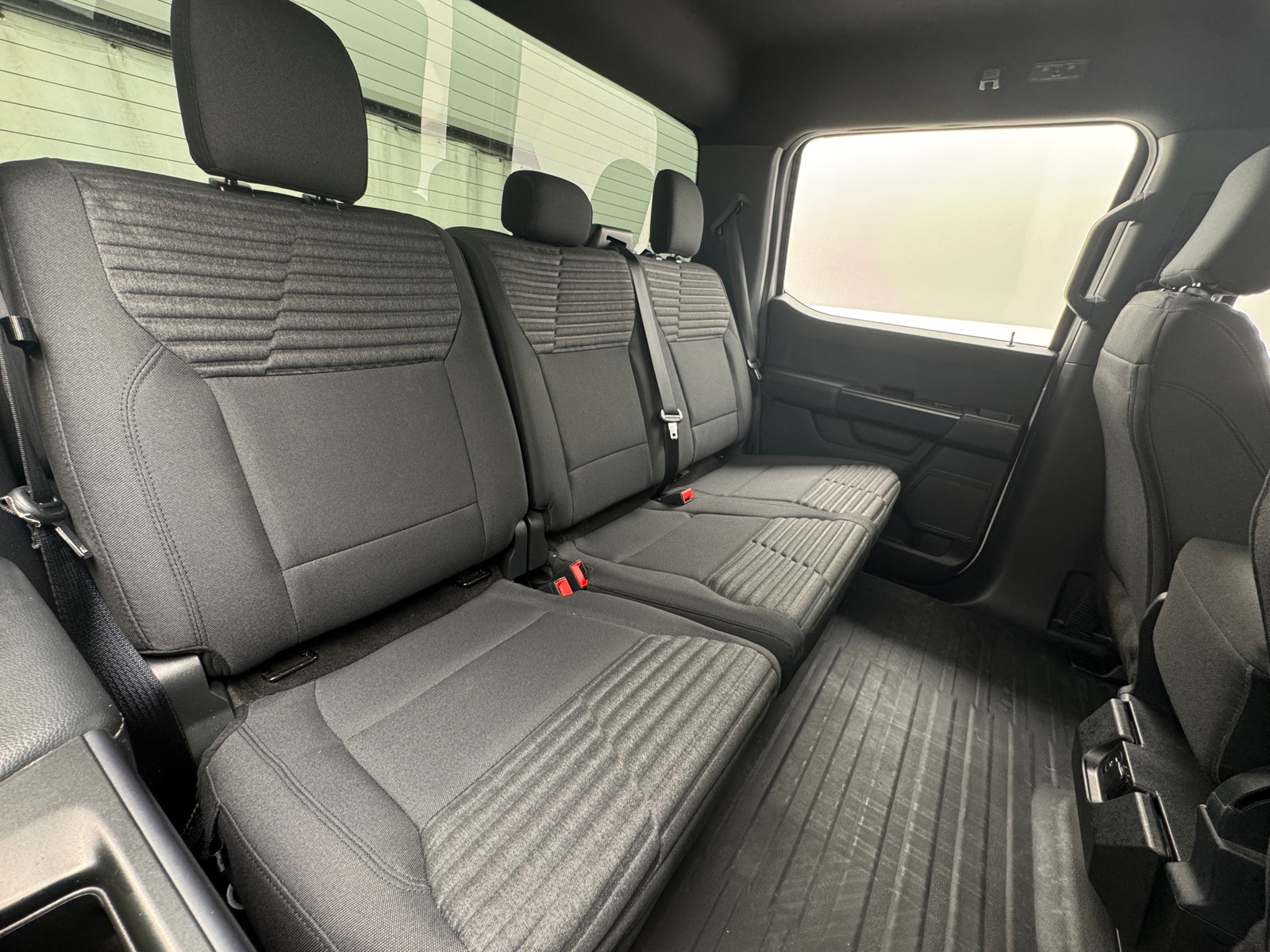 Thumbnail: 2022 Ford Econoline - 6