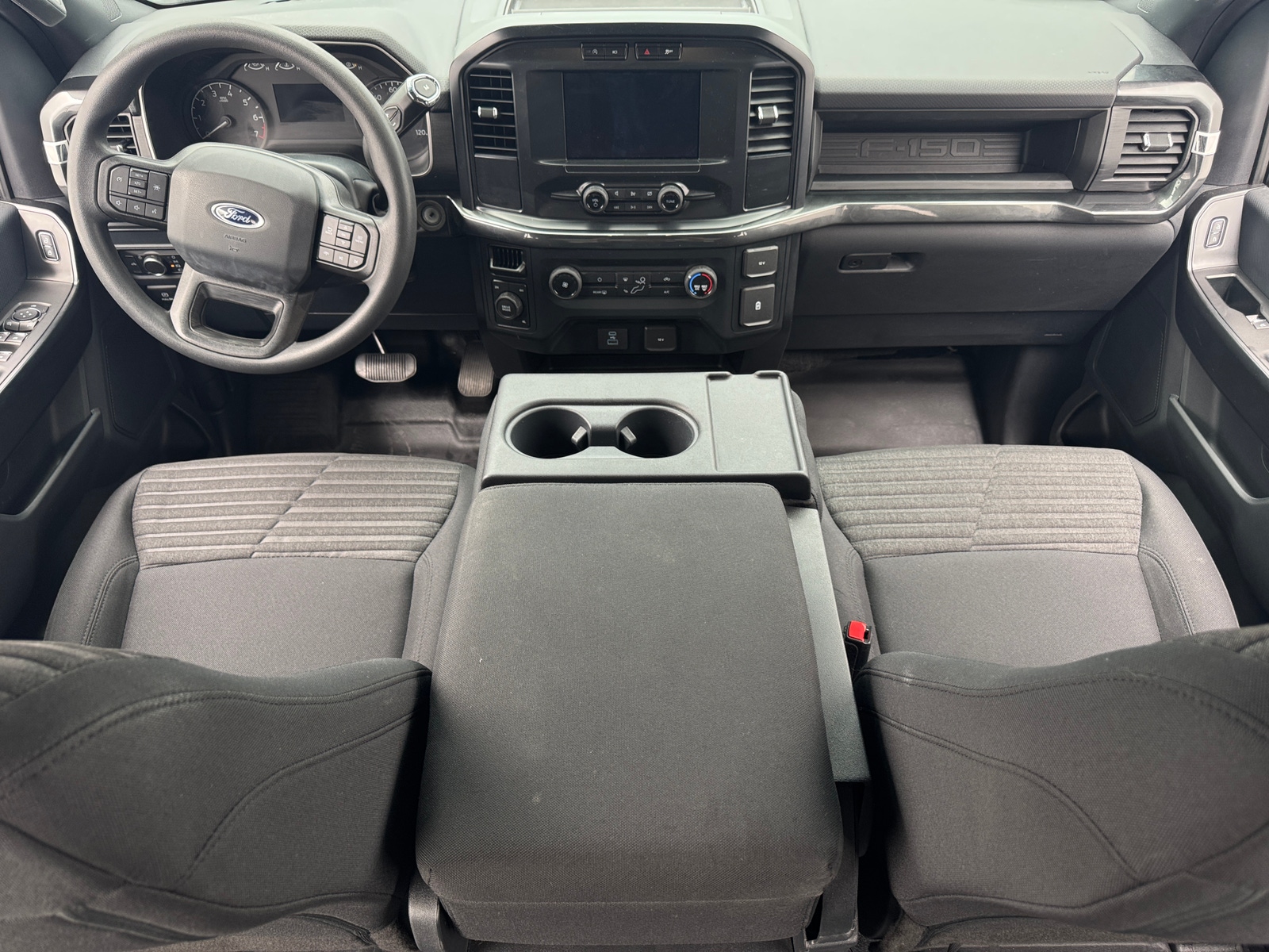 Thumbnail: 2022 Ford Econoline - 3