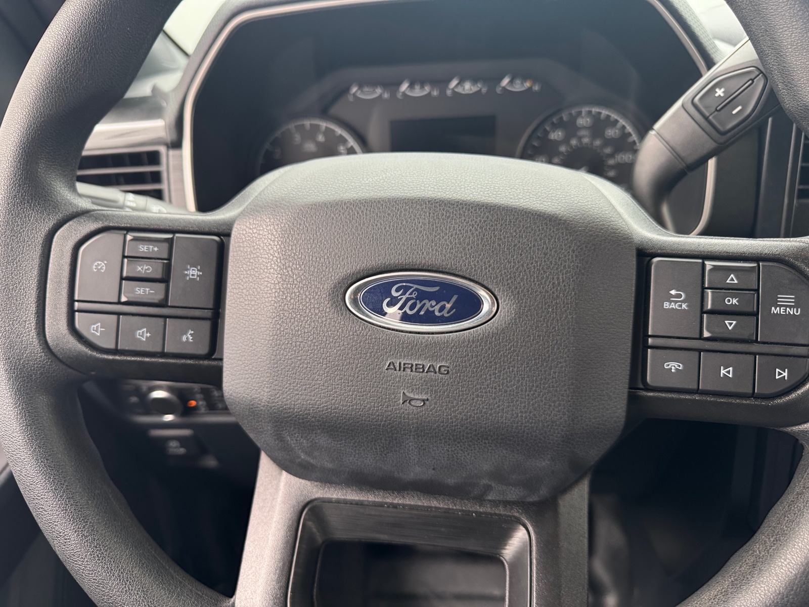 Thumbnail: 2022 Ford Econoline - 5