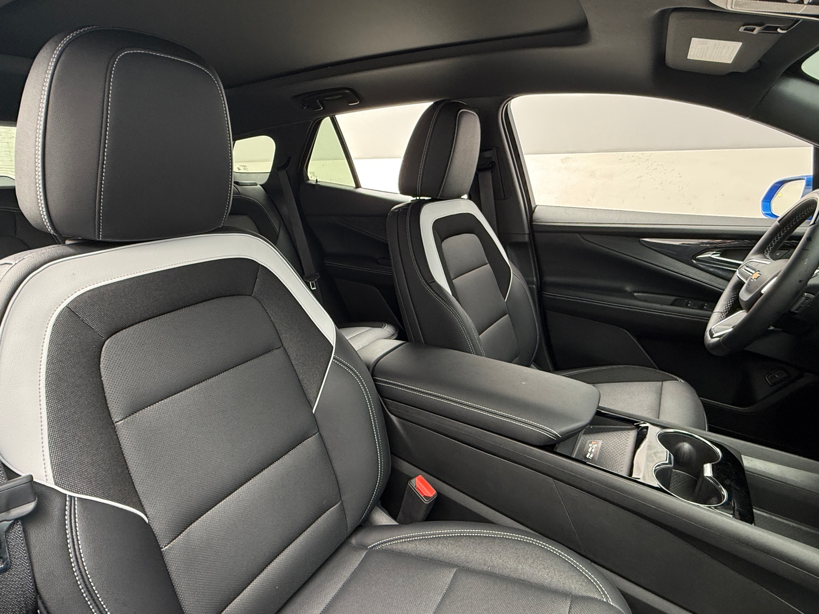 Thumbnail: 2025 Chevrolet Blazer EV - 2