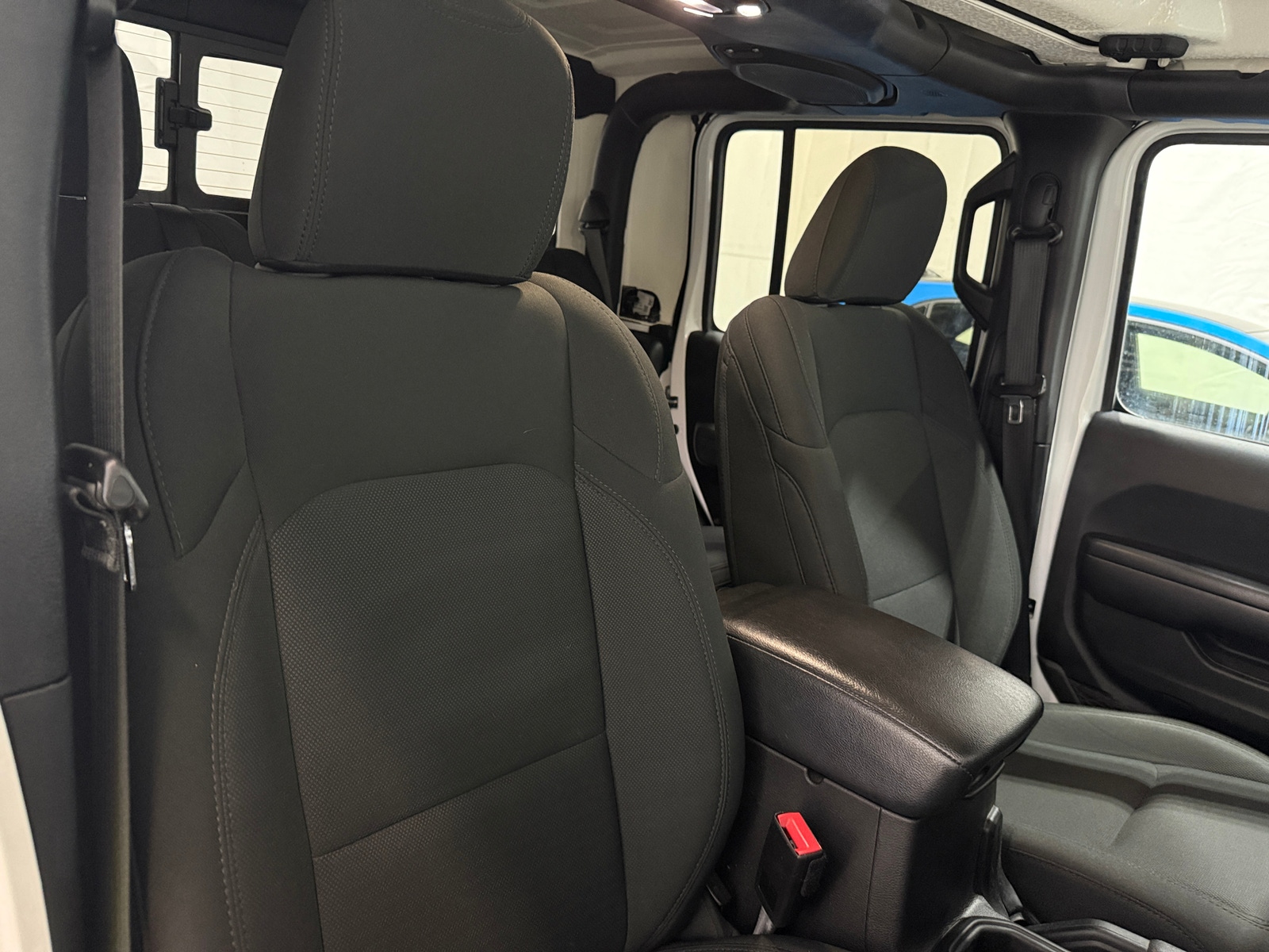 Thumbnail: 2021 Jeep Gladiator - 2