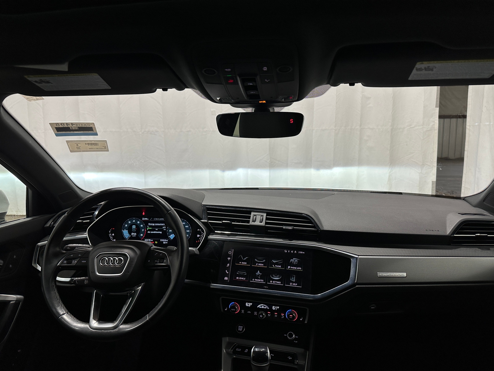 Thumbnail: 2023 Audi Q3 - 2