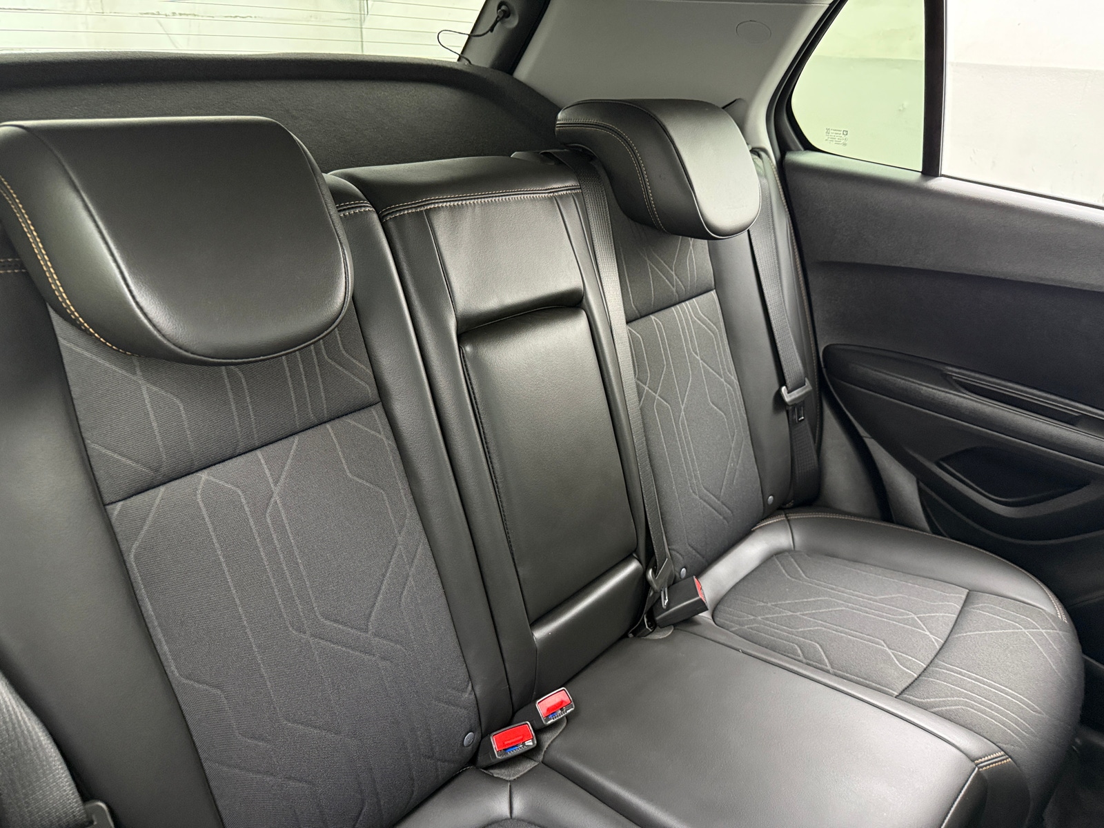 Thumbnail: 2022 Chevrolet Trax - 5