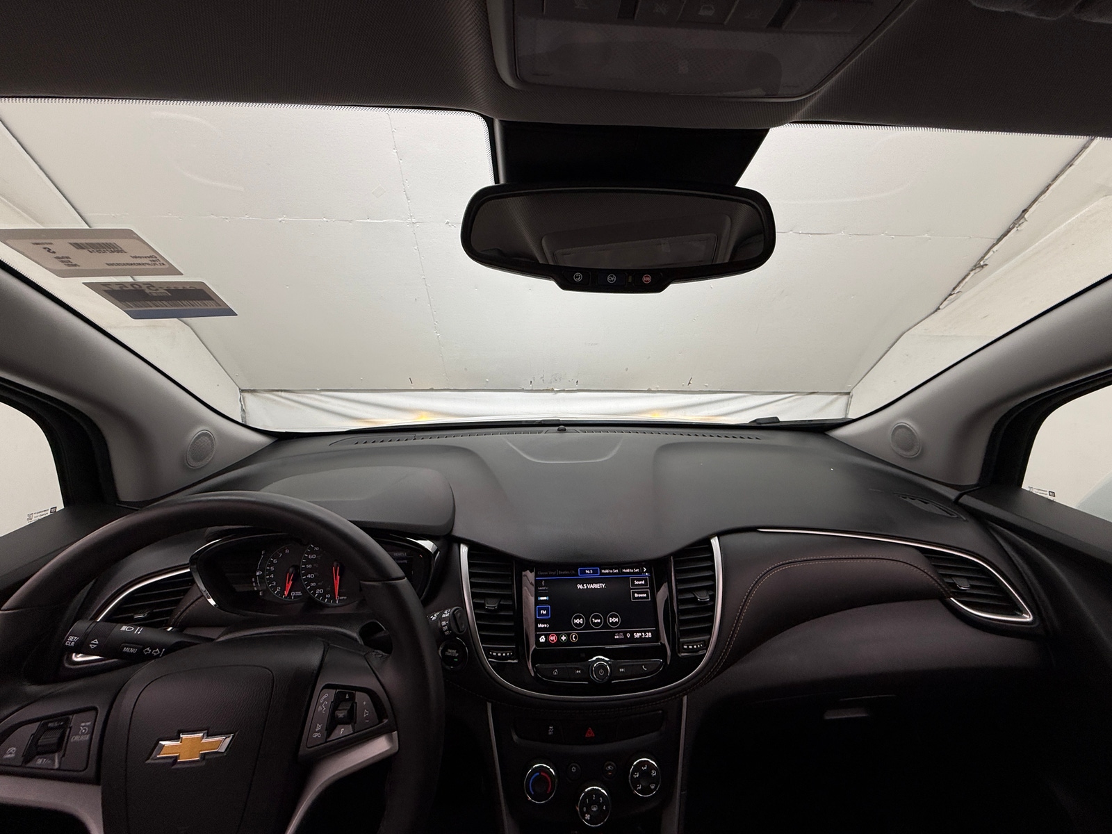 Thumbnail: 2022 Chevrolet Trax - 2