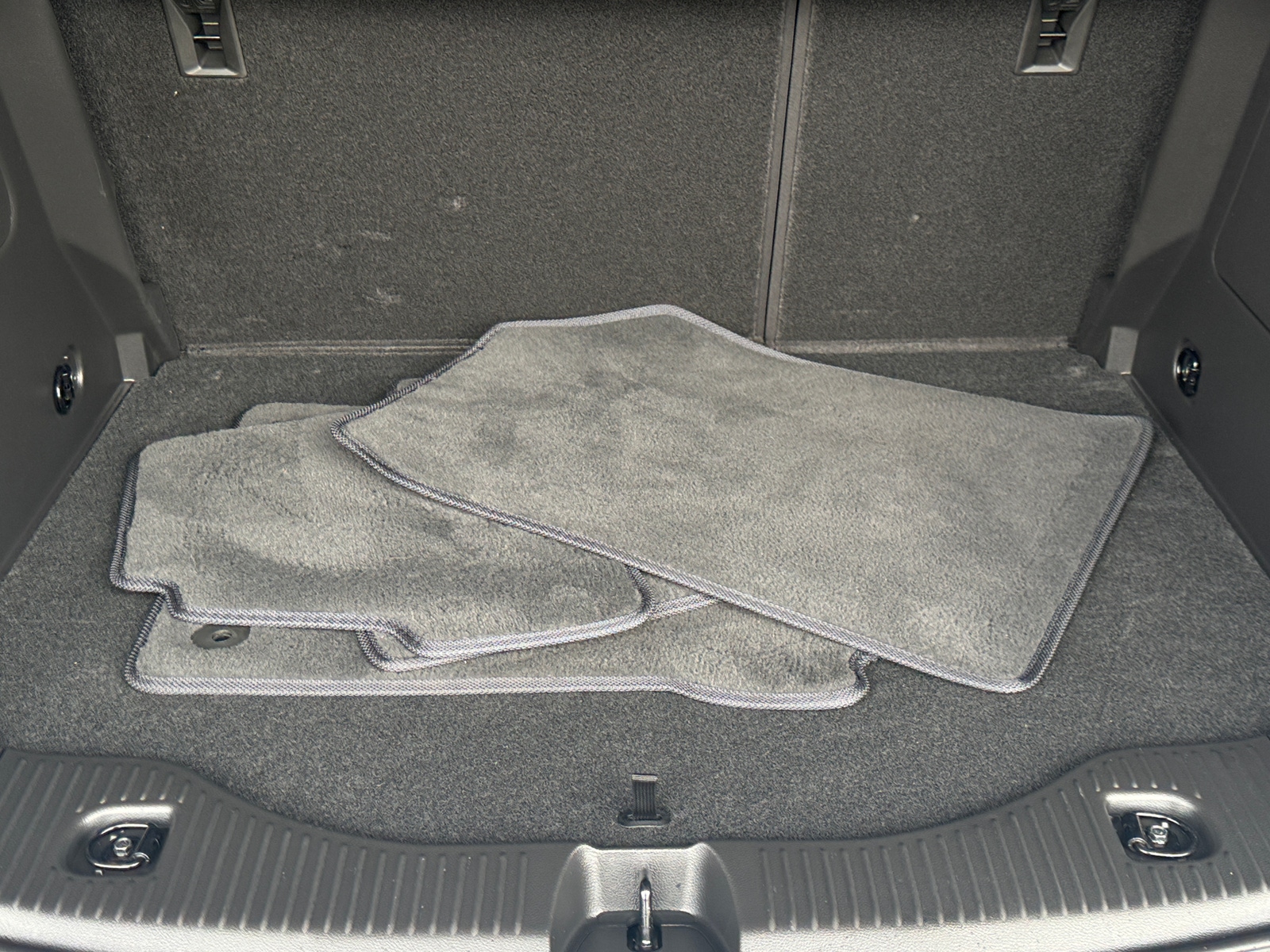 Thumbnail: 2022 Chevrolet Trax - 6