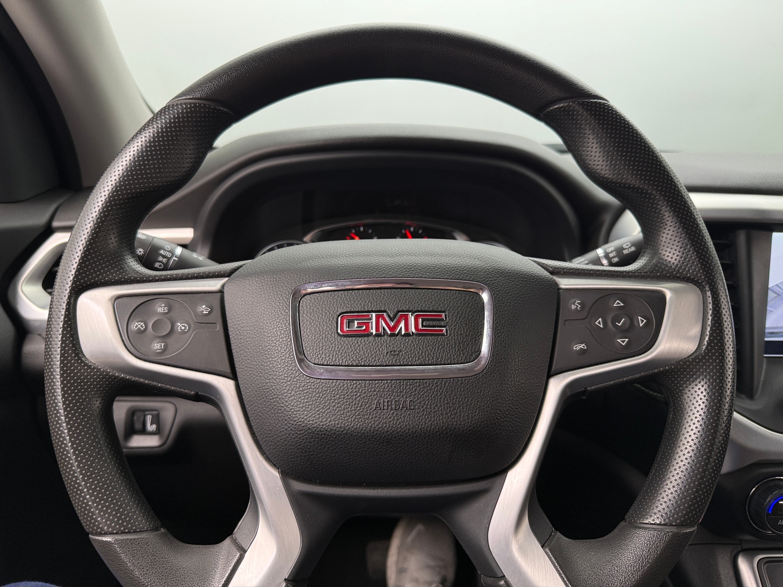 Thumbnail: 2023 GMC Acadia - 5