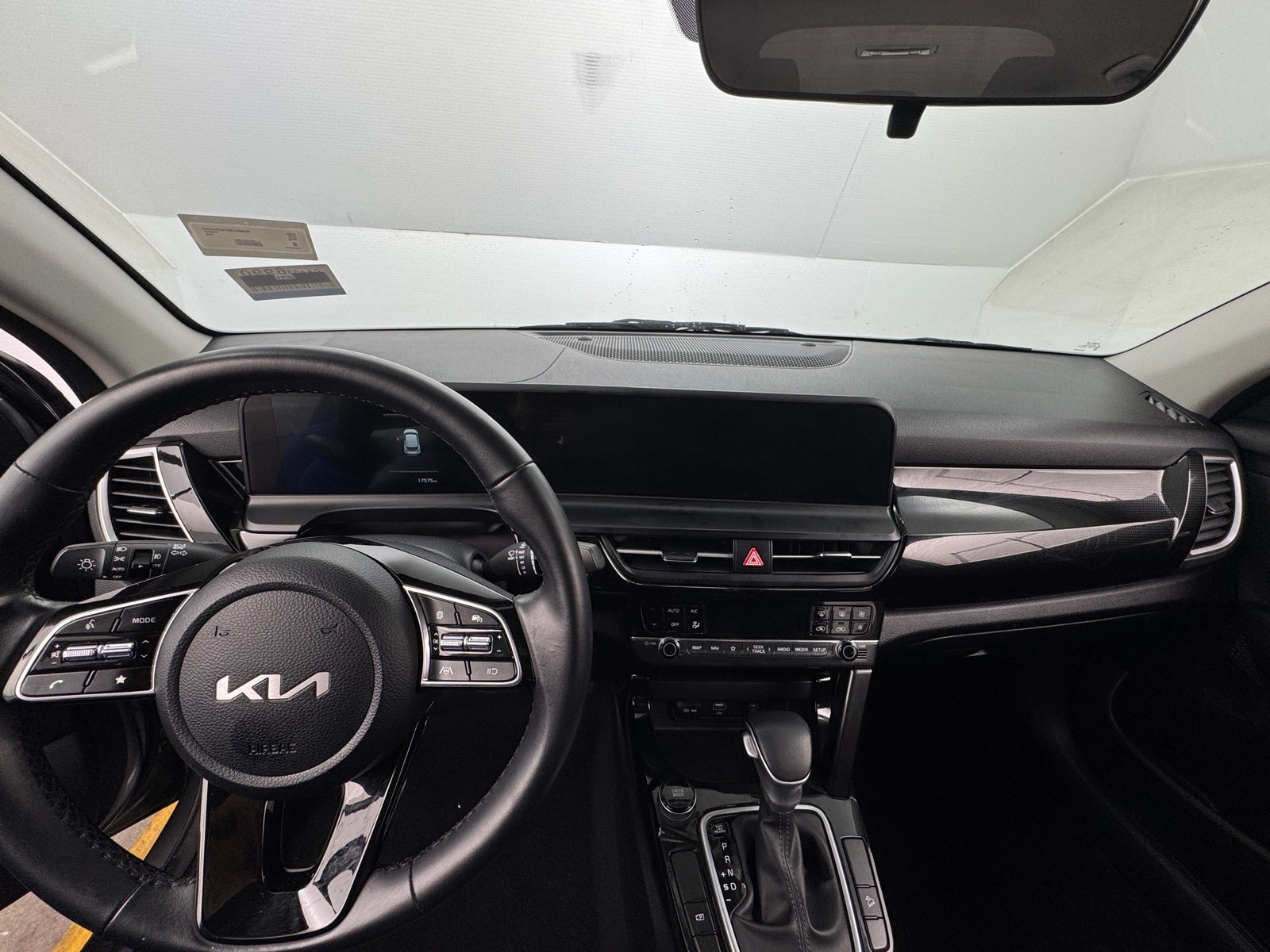 Thumbnail: 2025 Kia Seltos - 2