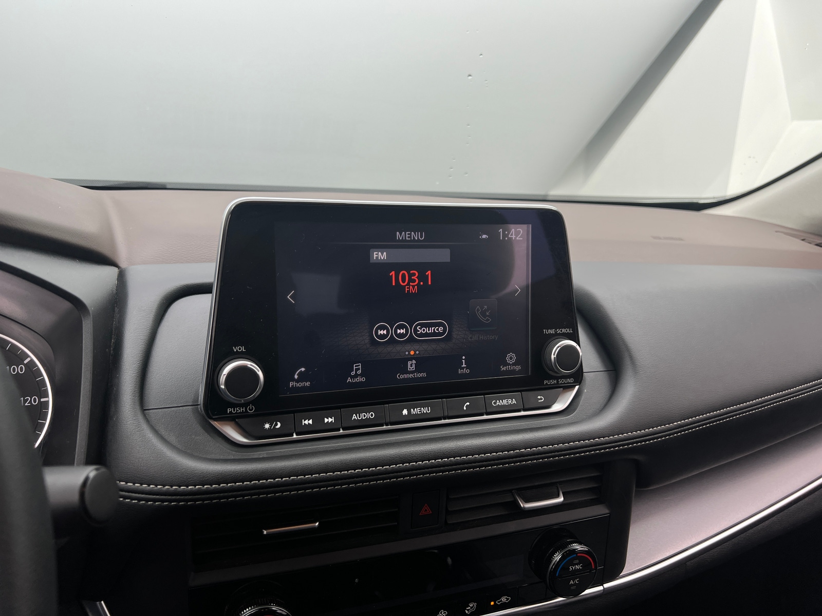 Thumbnail: 2023 Nissan Rogue - 4