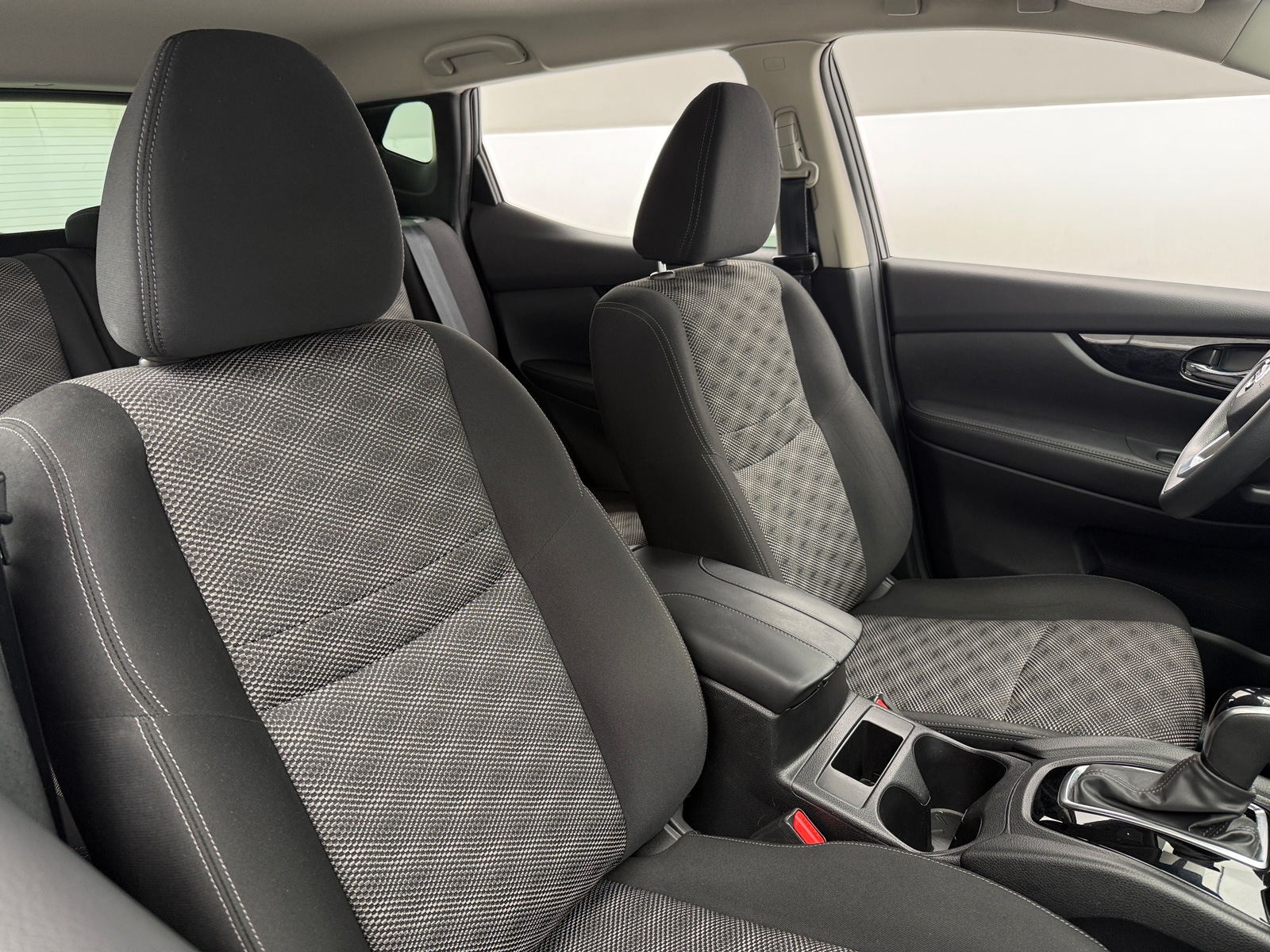 Thumbnail: 2019 Nissan Rogue Sport - 2