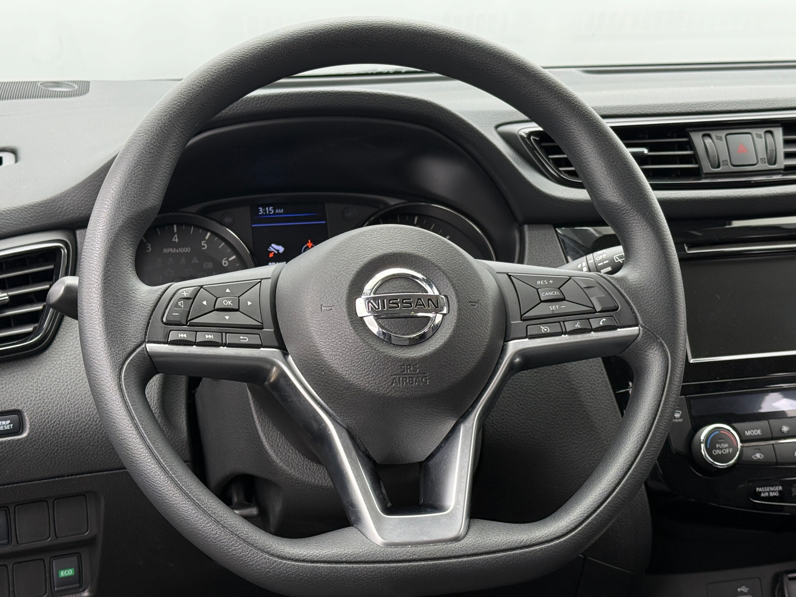 Thumbnail: 2019 Nissan Rogue Sport - 5