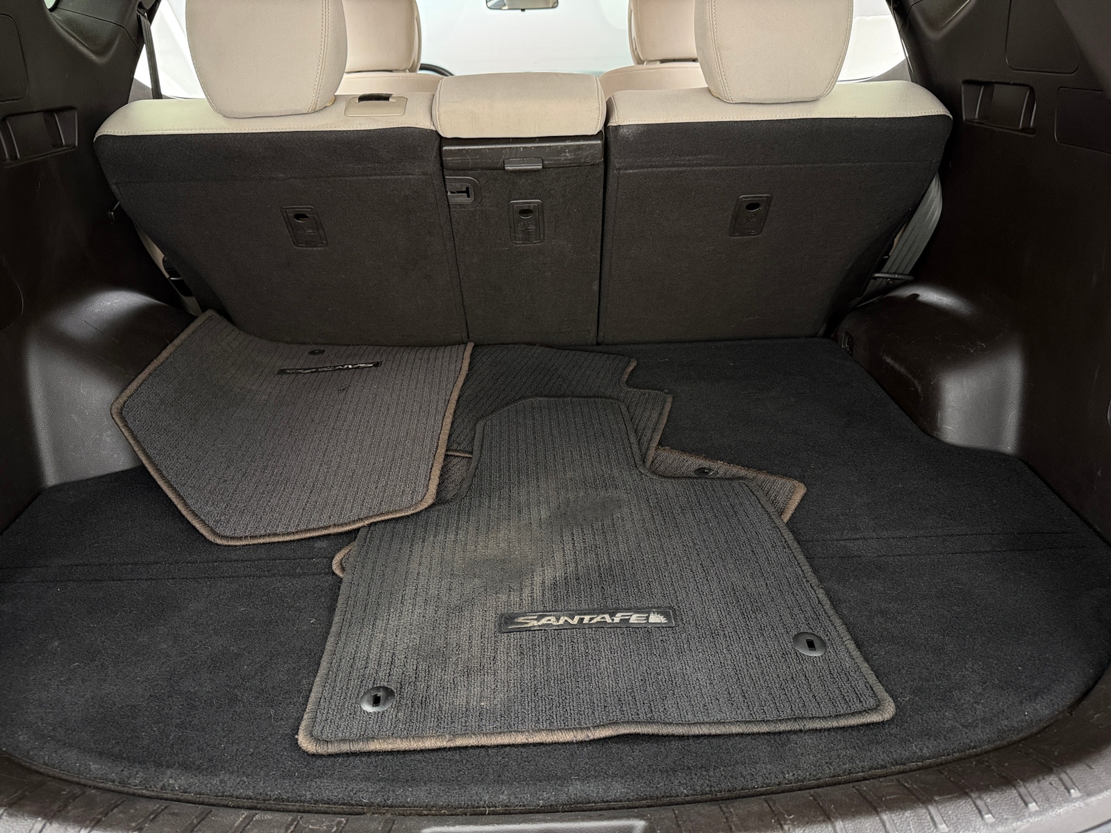 Thumbnail: 2017 Hyundai Santa Fe - 7