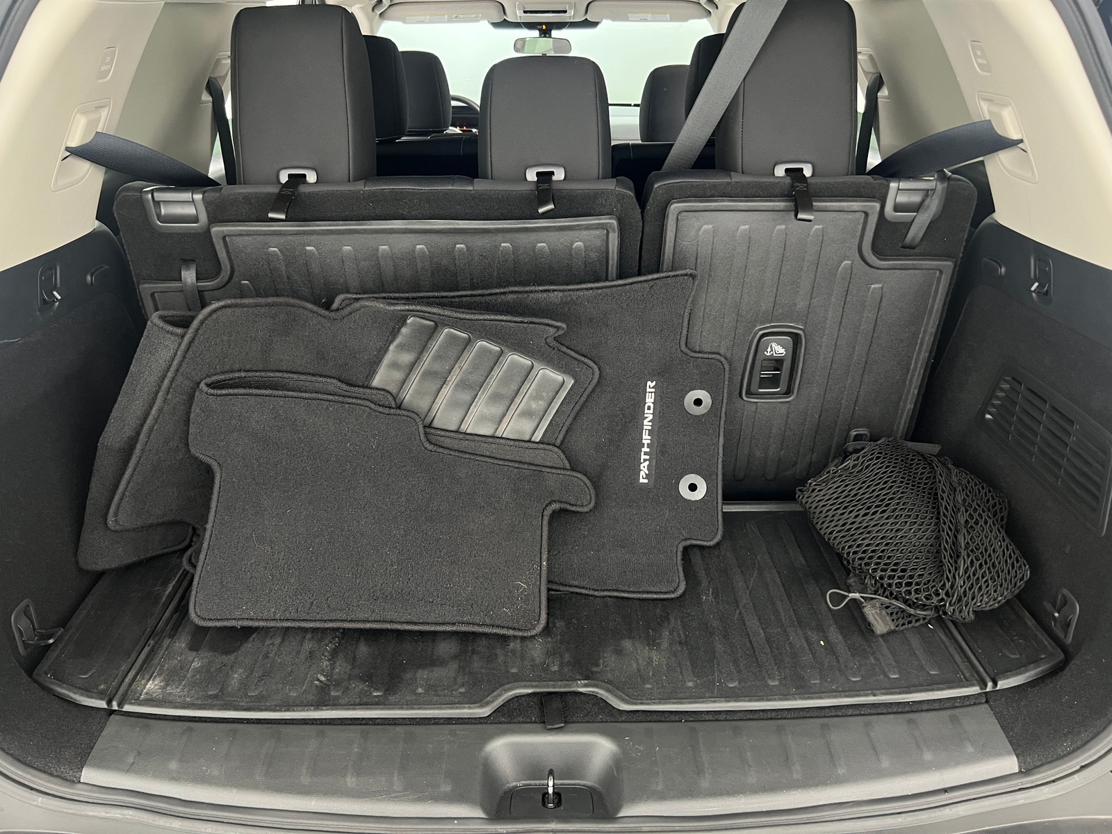 Thumbnail: 2024 Nissan Pathfinder - 7