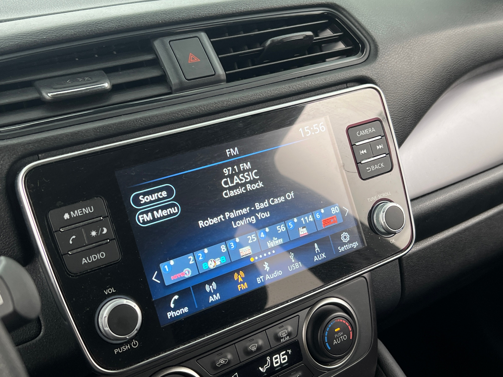 Thumbnail: 2023 Nissan Leaf - 4