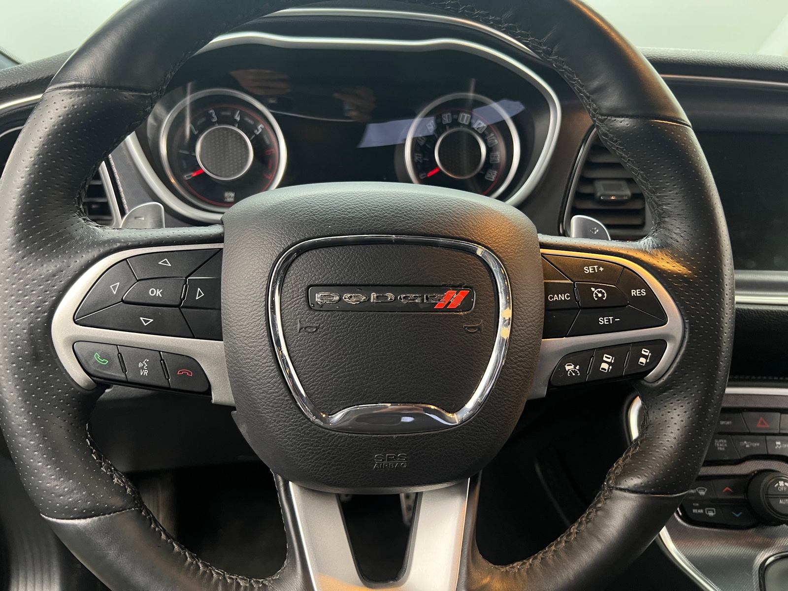 Thumbnail: 2015 Dodge Challenger - 3