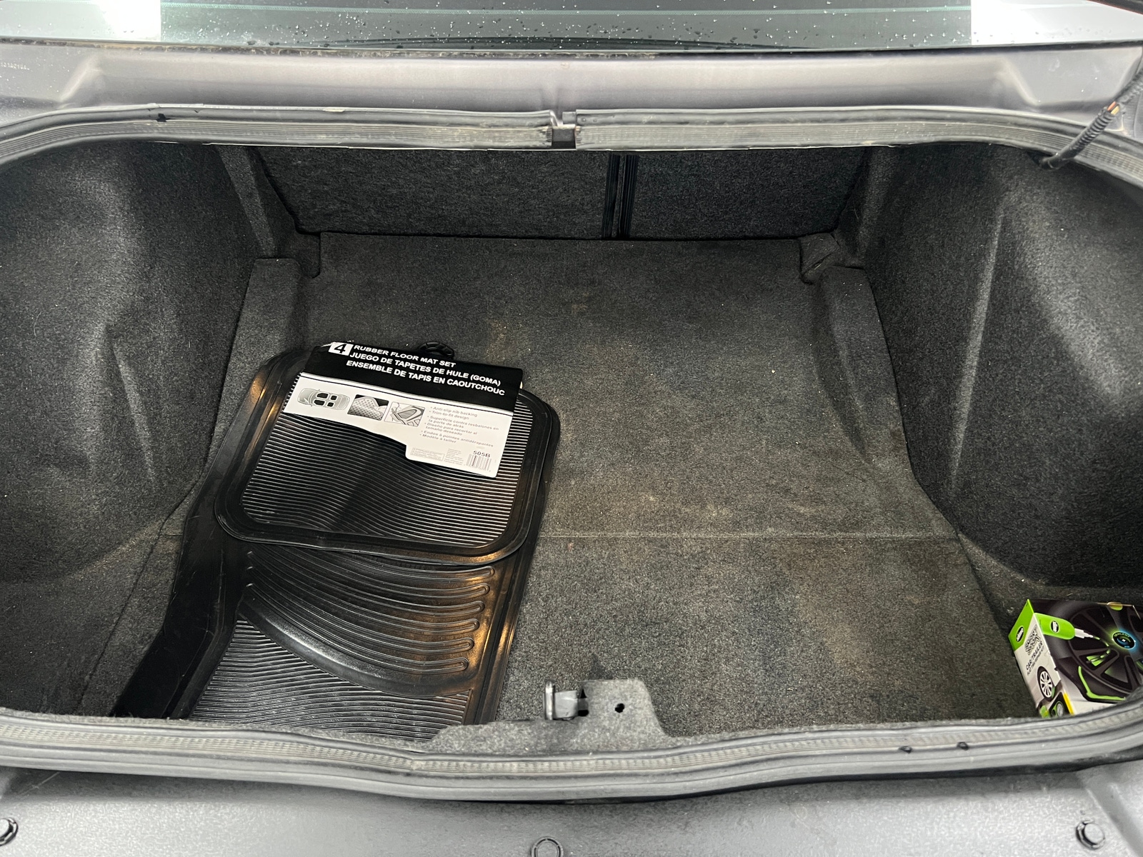 Thumbnail: 2015 Dodge Challenger - 4