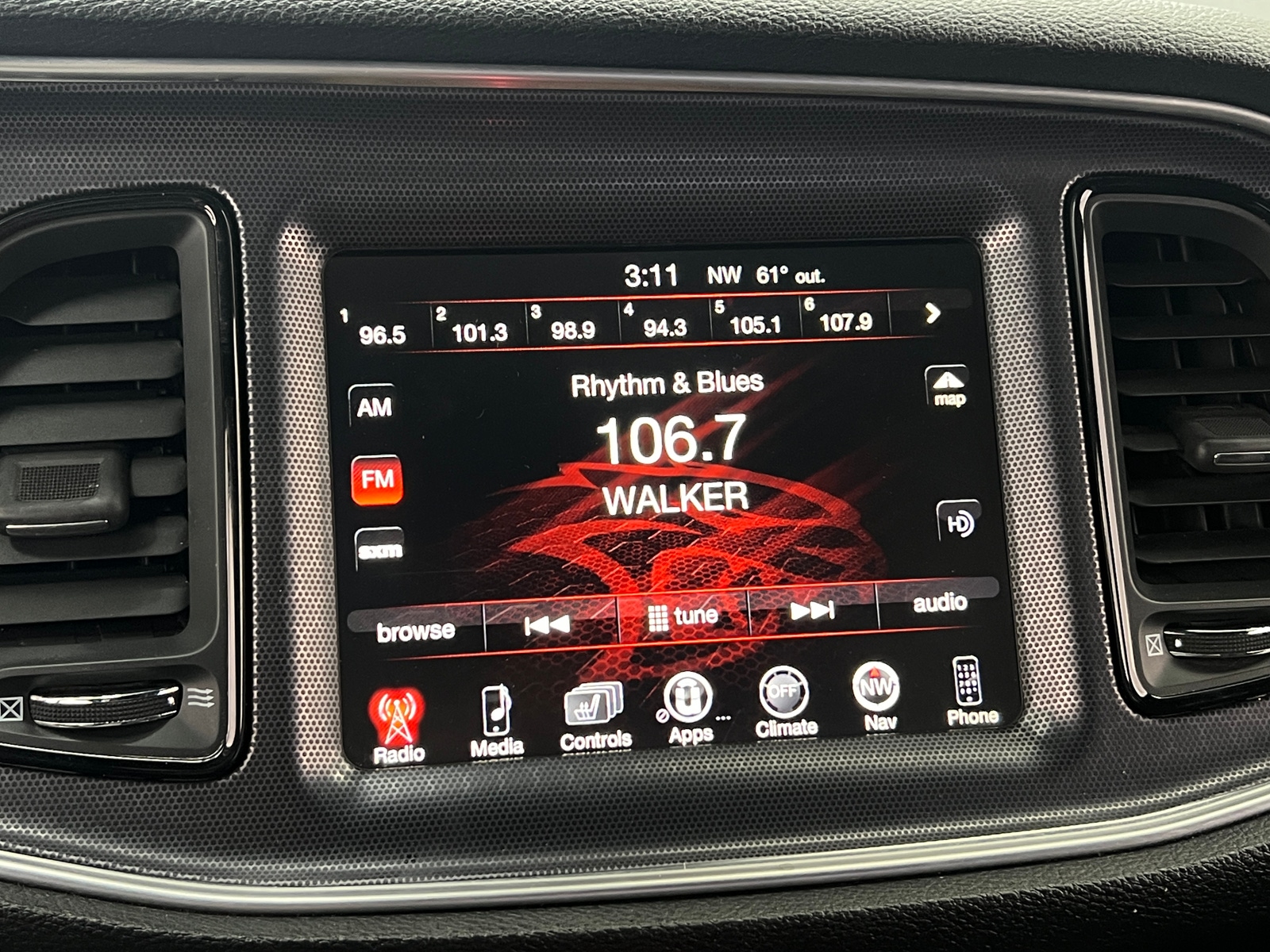 Thumbnail: 2015 Dodge Challenger - 2