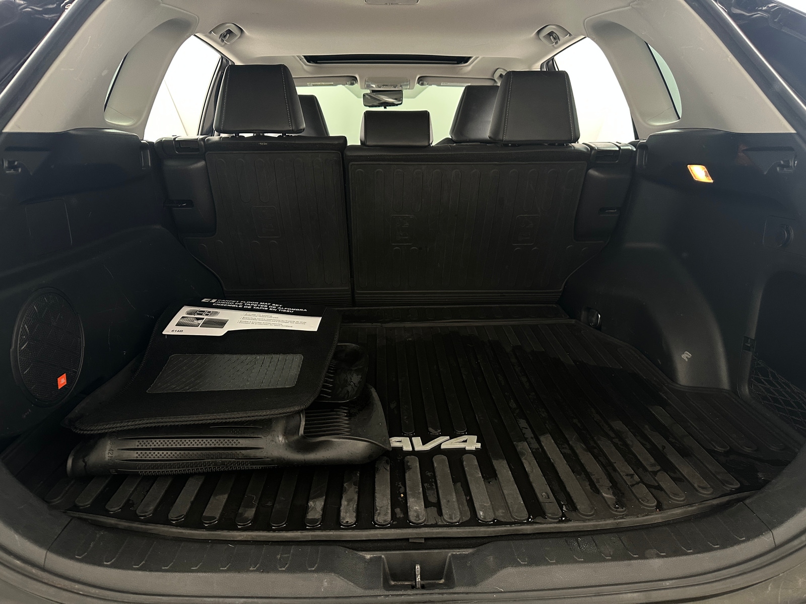 Thumbnail: 2019 Toyota RAV4 - 6