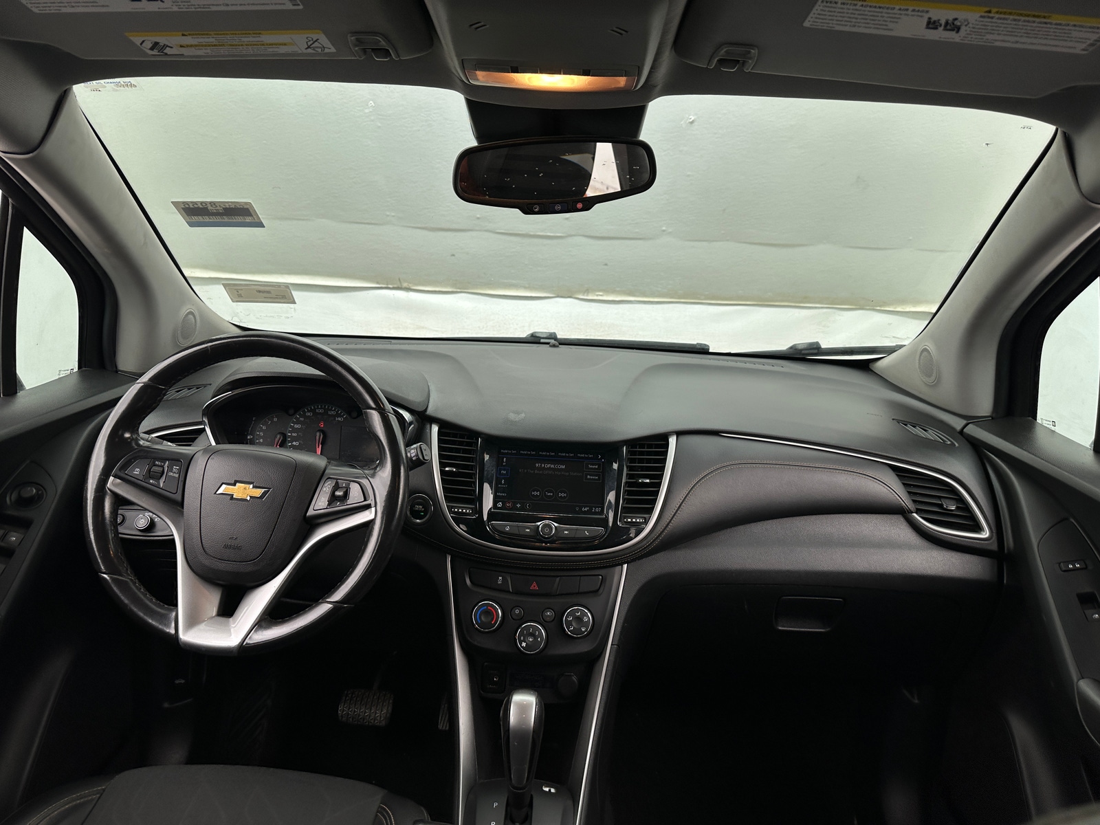 Thumbnail: 2018 Chevrolet Trax - 3