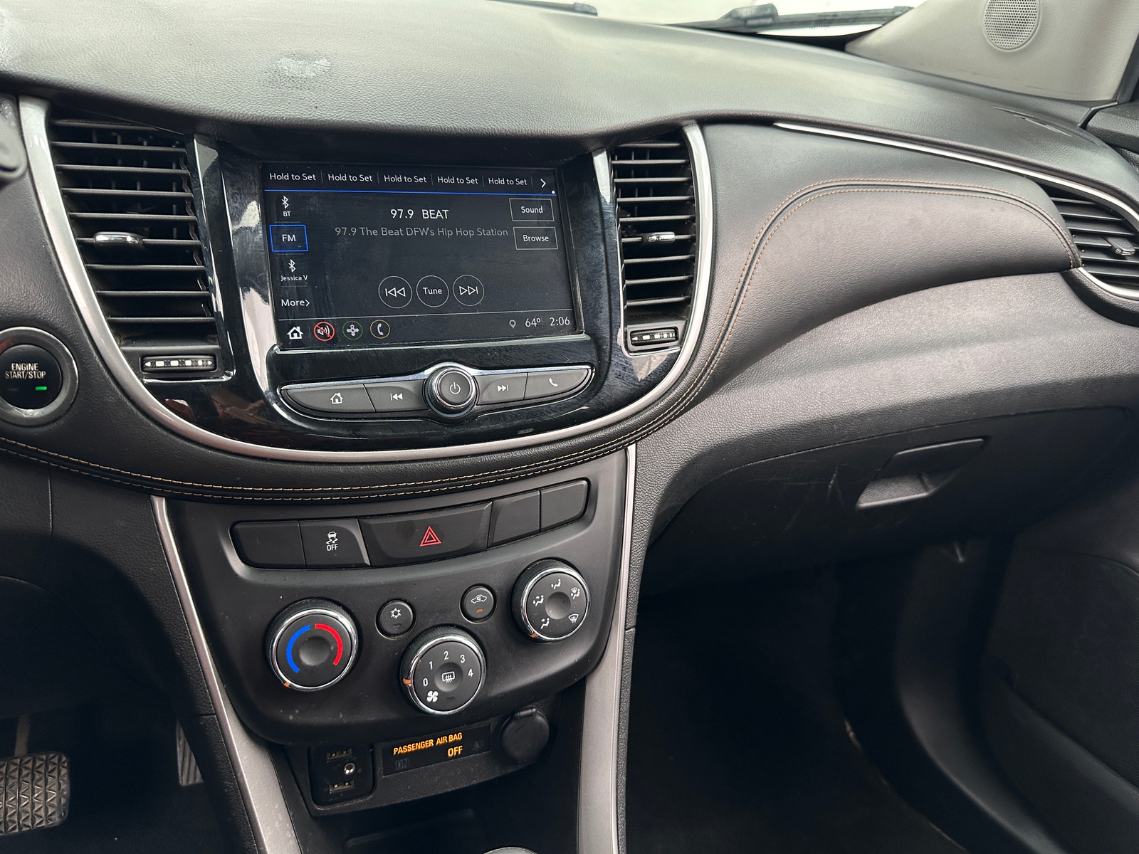 Thumbnail: 2018 Chevrolet Trax - 4