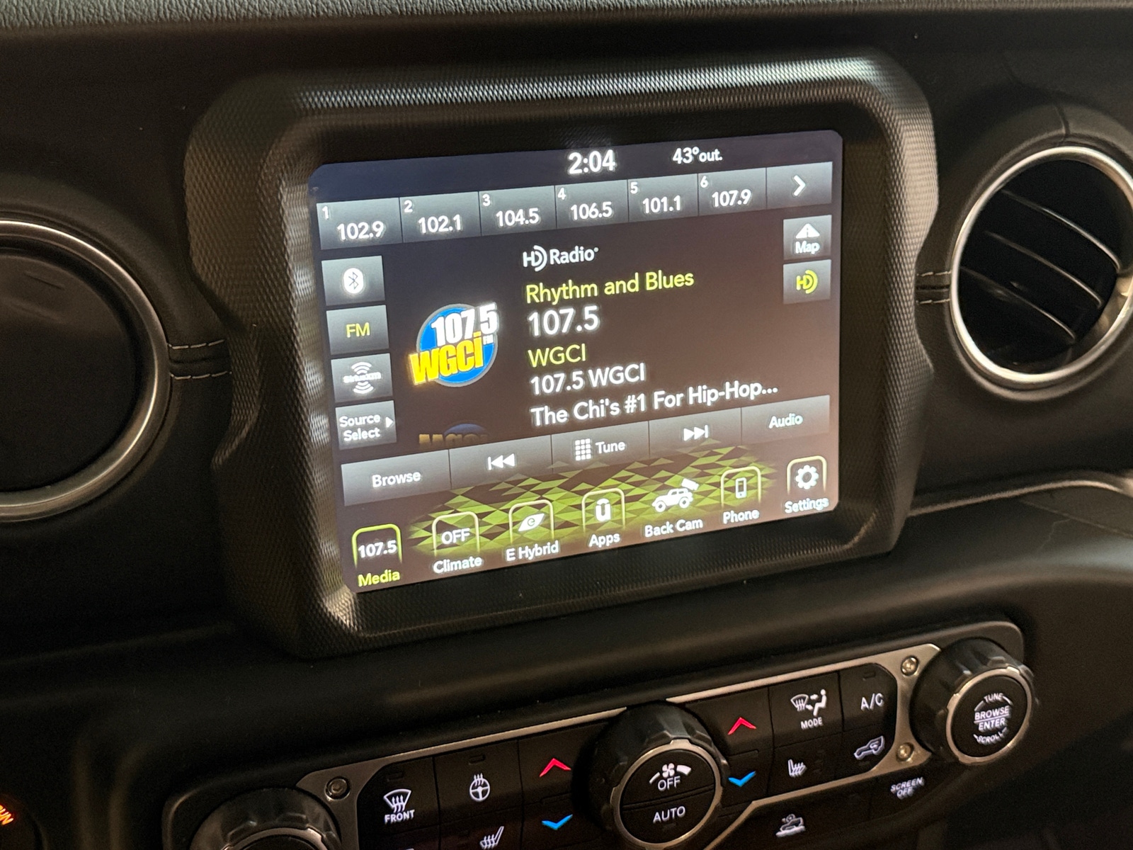 Thumbnail: 2023 Jeep Wrangler - 3