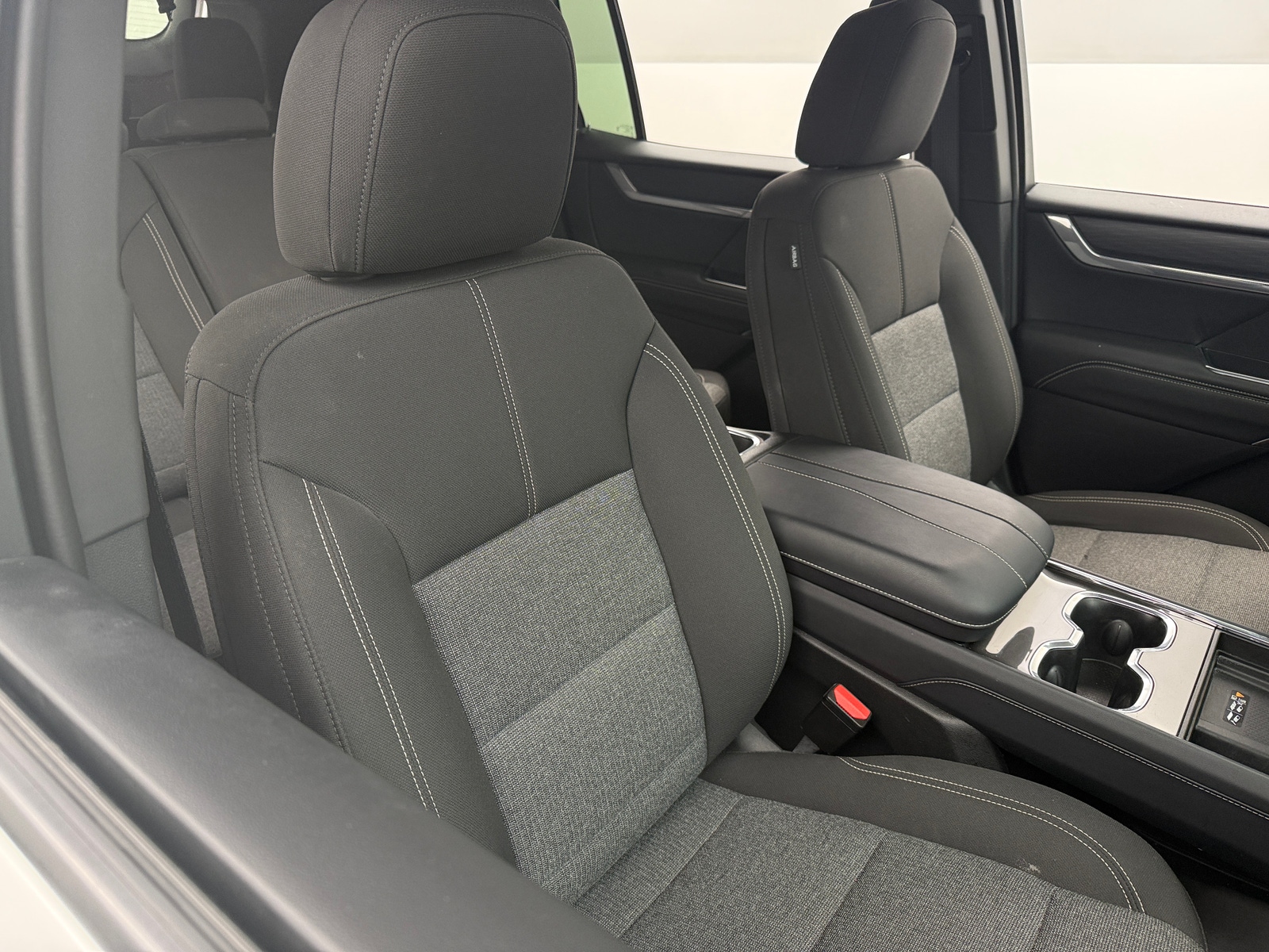 Thumbnail: 2025 GMC Acadia - 2