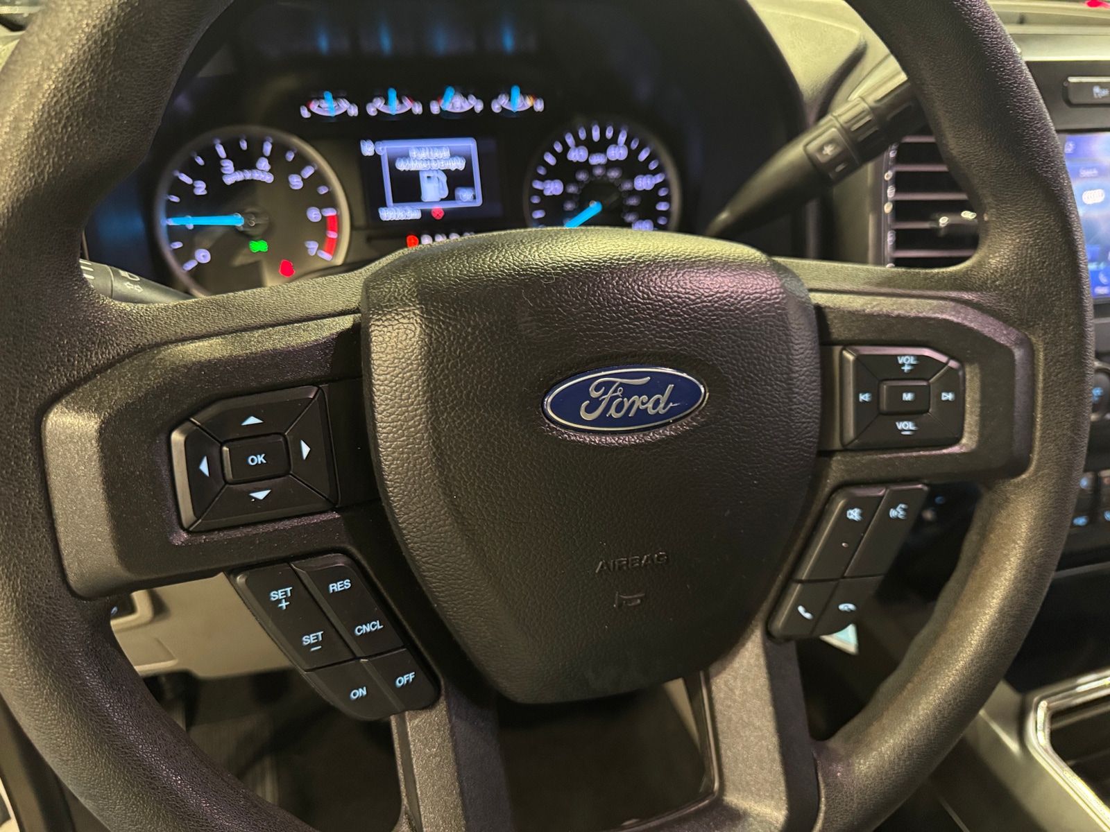 Thumbnail: 2020 Ford Econoline - 5