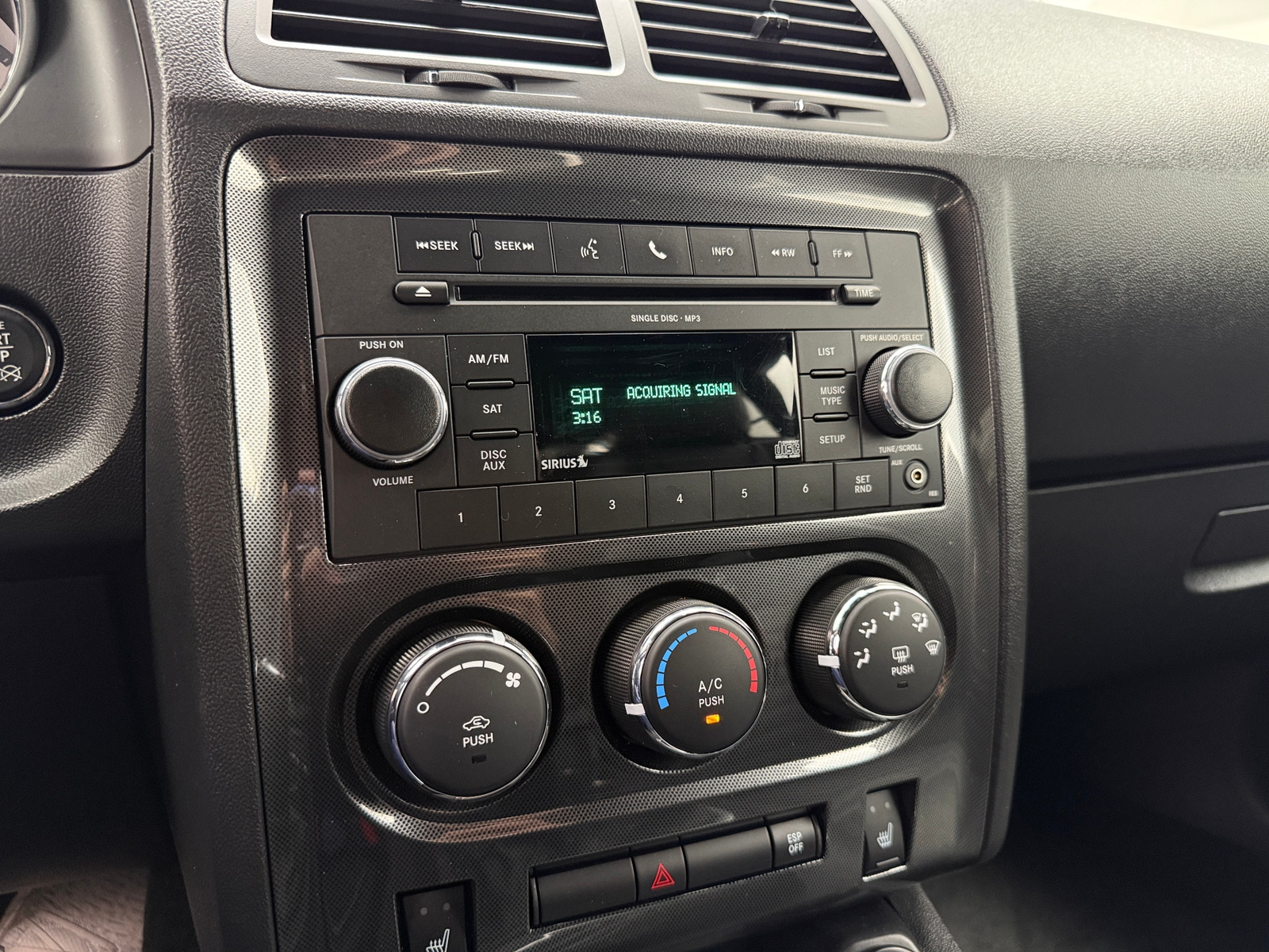 Thumbnail: 2010 Dodge Challenger - 3