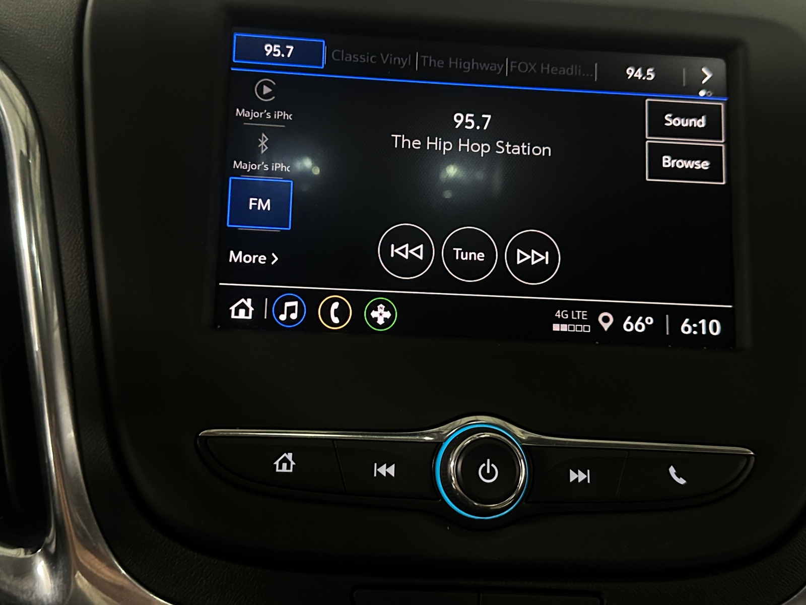 Thumbnail: 2024 Chevrolet Equinox - 4