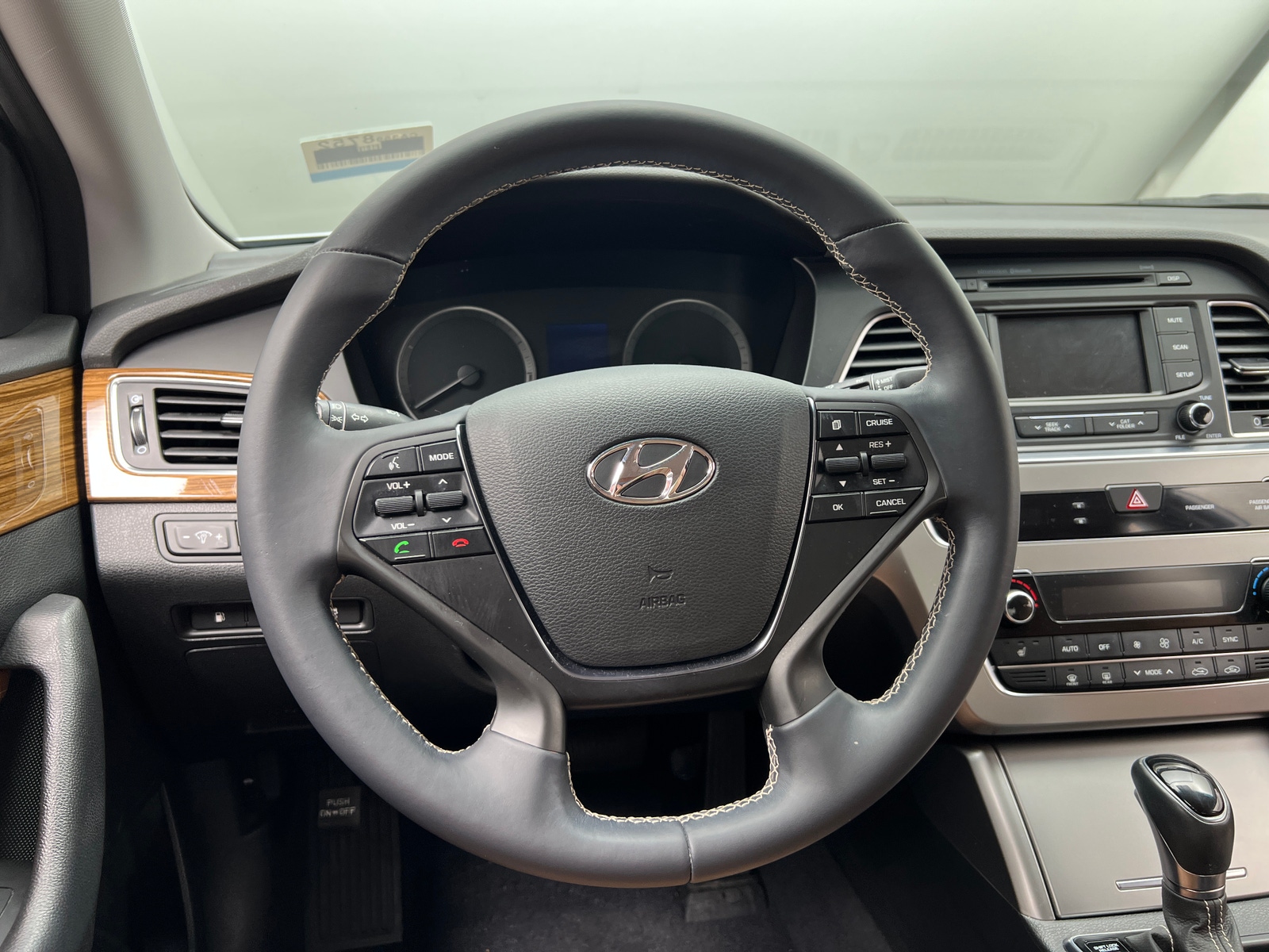 Thumbnail: 2015 Hyundai Sonata - 4