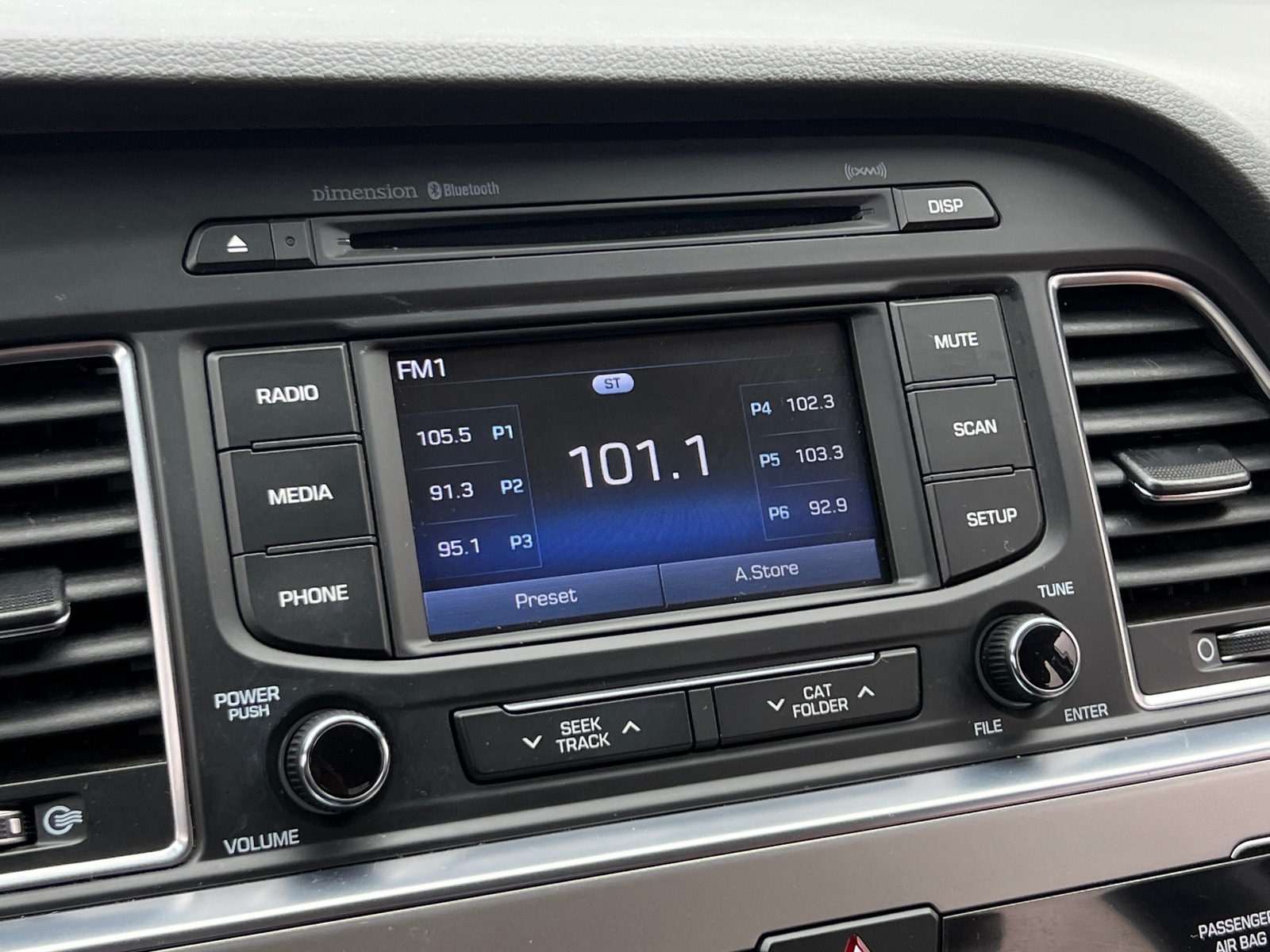 Thumbnail: 2015 Hyundai Sonata - 3