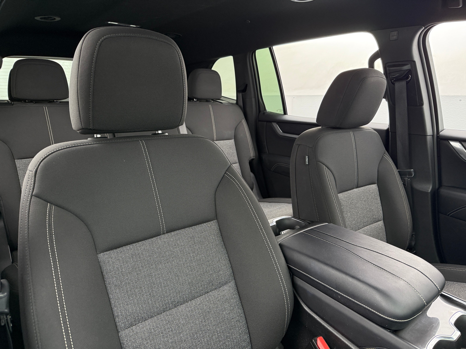 Thumbnail: 2025 GMC Acadia - 2