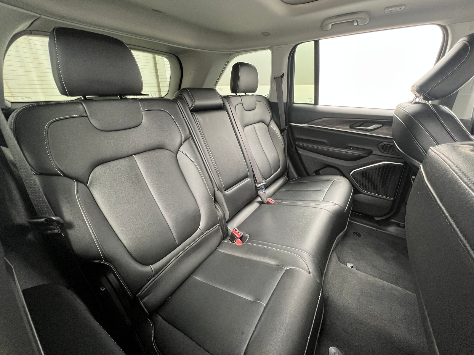 Thumbnail: 2024 Jeep Grand Cherokee - 5