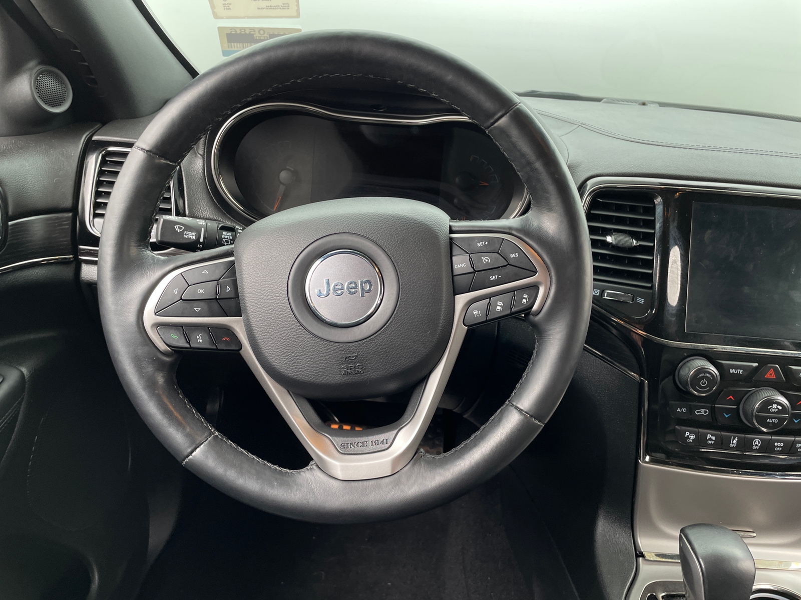 Thumbnail: 2021 Jeep Grand Cherokee - 4