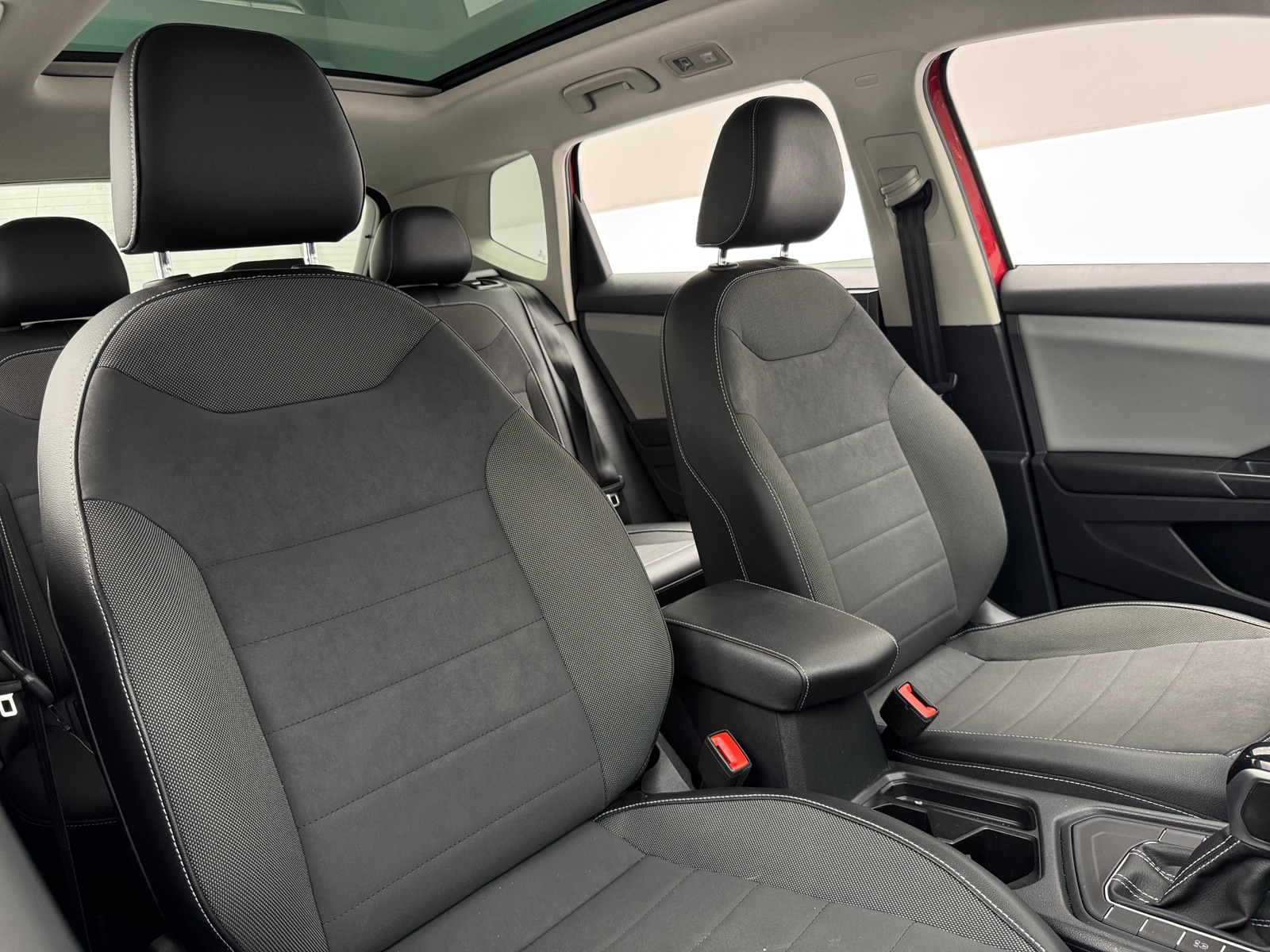 Thumbnail: 2022 Volkswagen Taos - 2