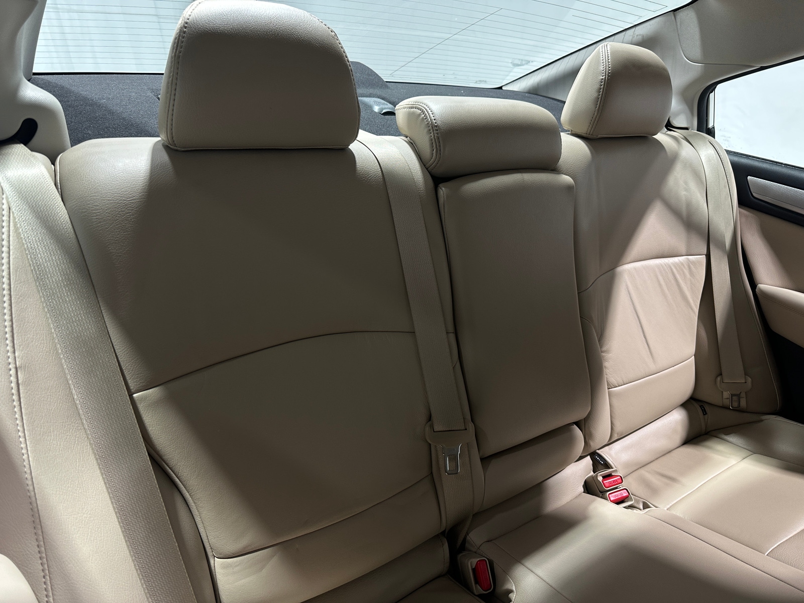 Thumbnail: 2015 Subaru Legacy - 6