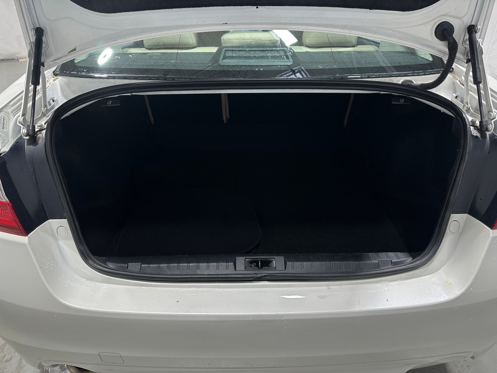 Thumbnail: 2015 Subaru Legacy - 7