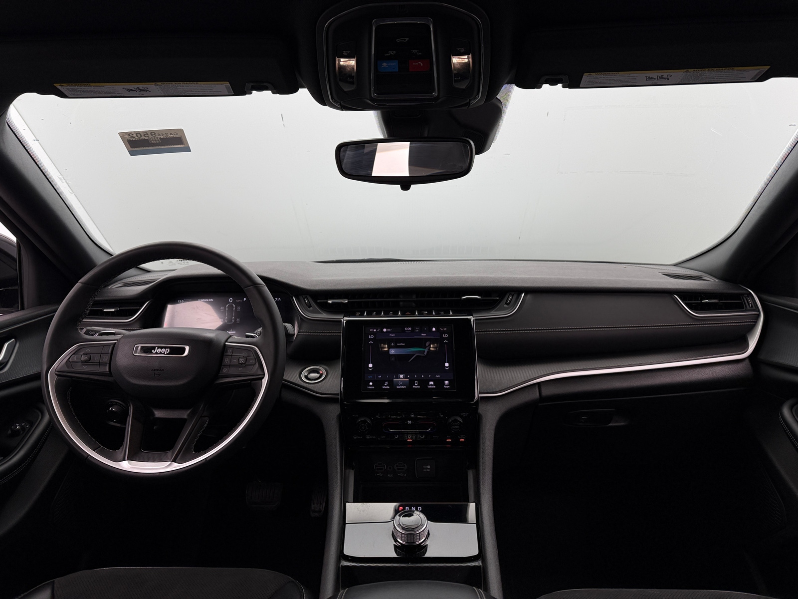 Thumbnail: 2024 Jeep Grand Cherokee L - 2