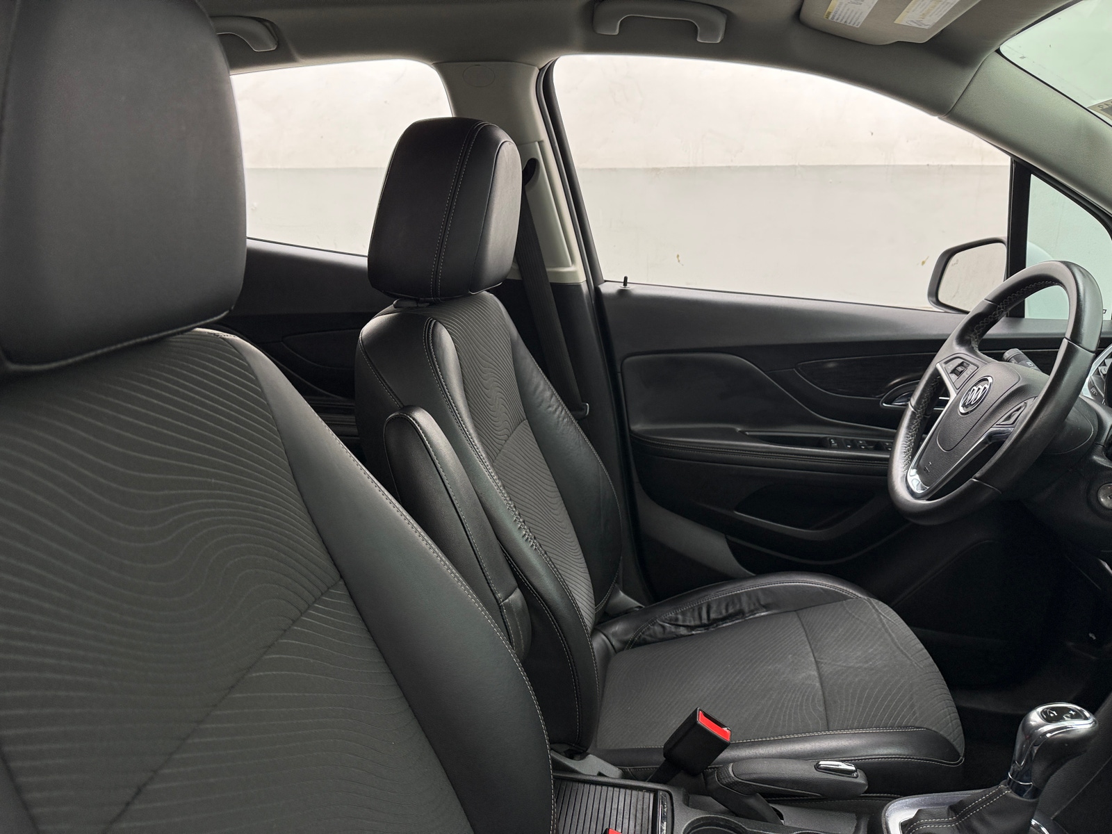 Thumbnail: 2014 Buick Encore - 2