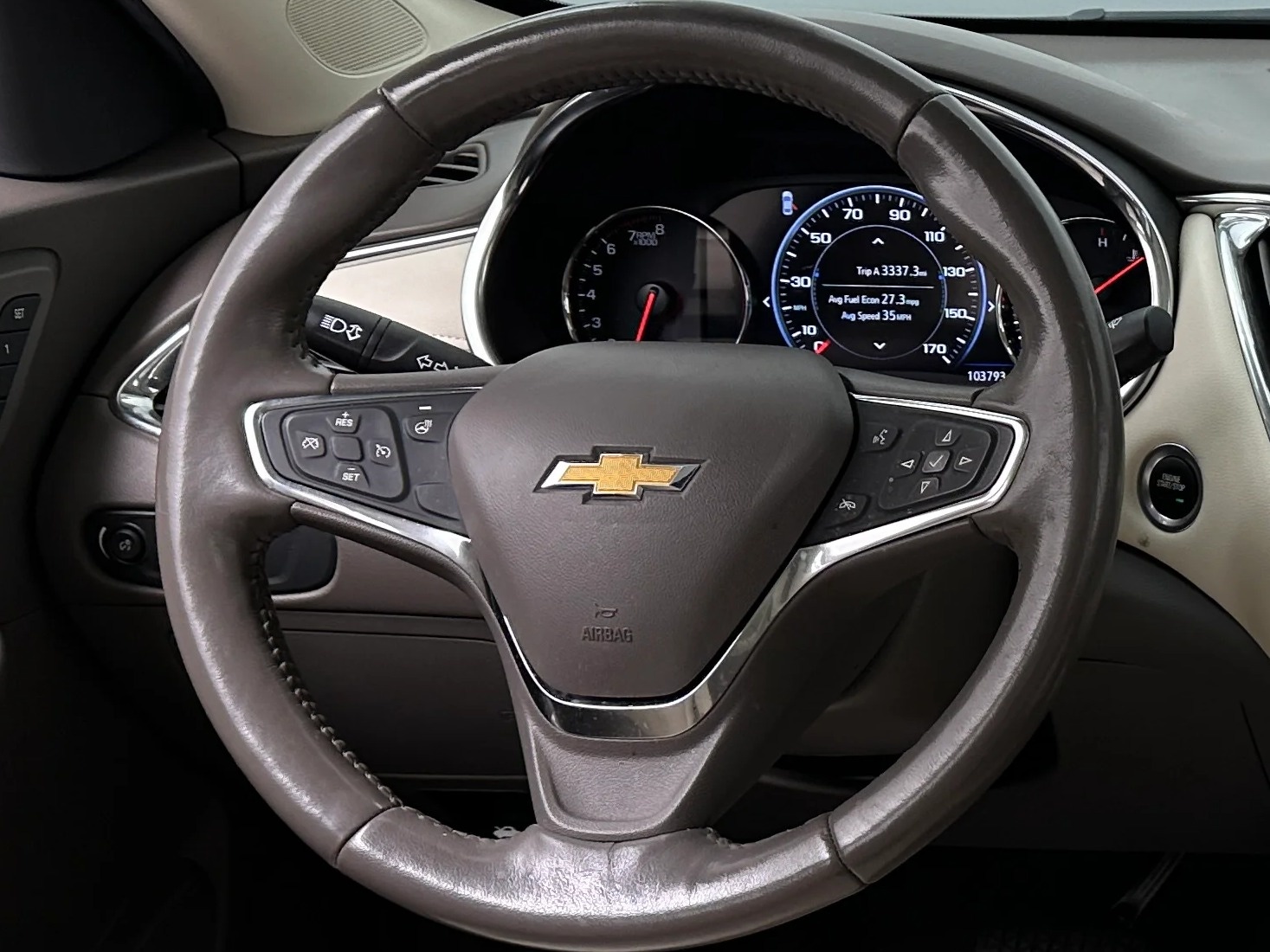 Thumbnail: 2019 Chevrolet Malibu - 4