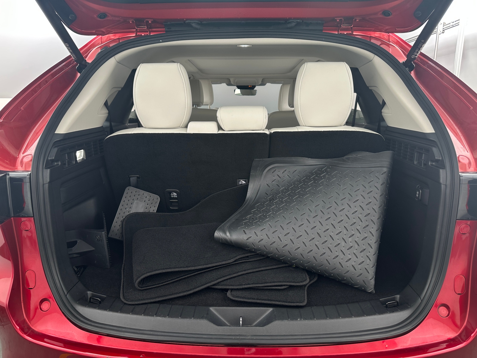 Thumbnail: 2025 Mazda CX-90 - 6