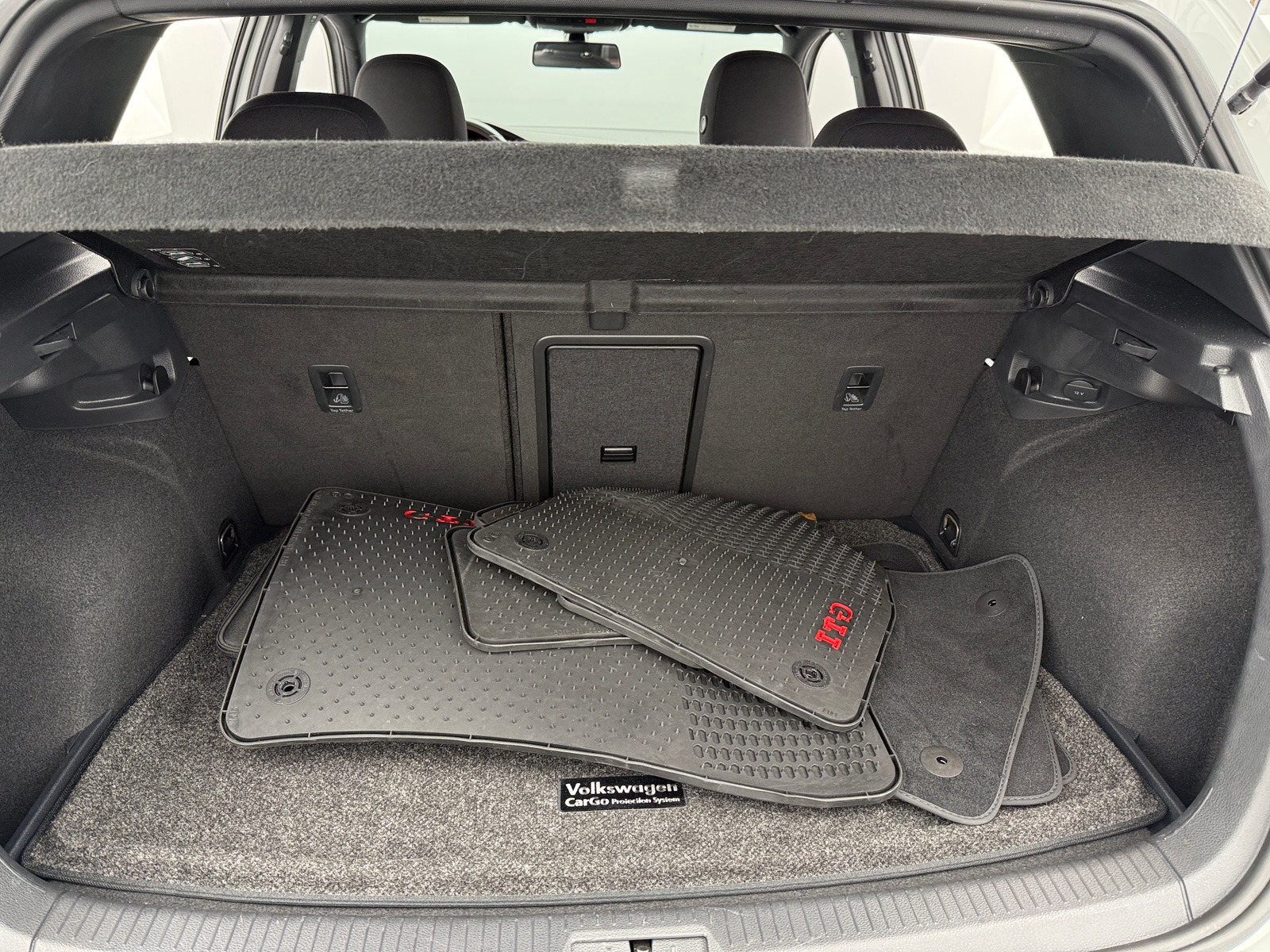 Thumbnail: 2020 Volkswagen Golf - 7