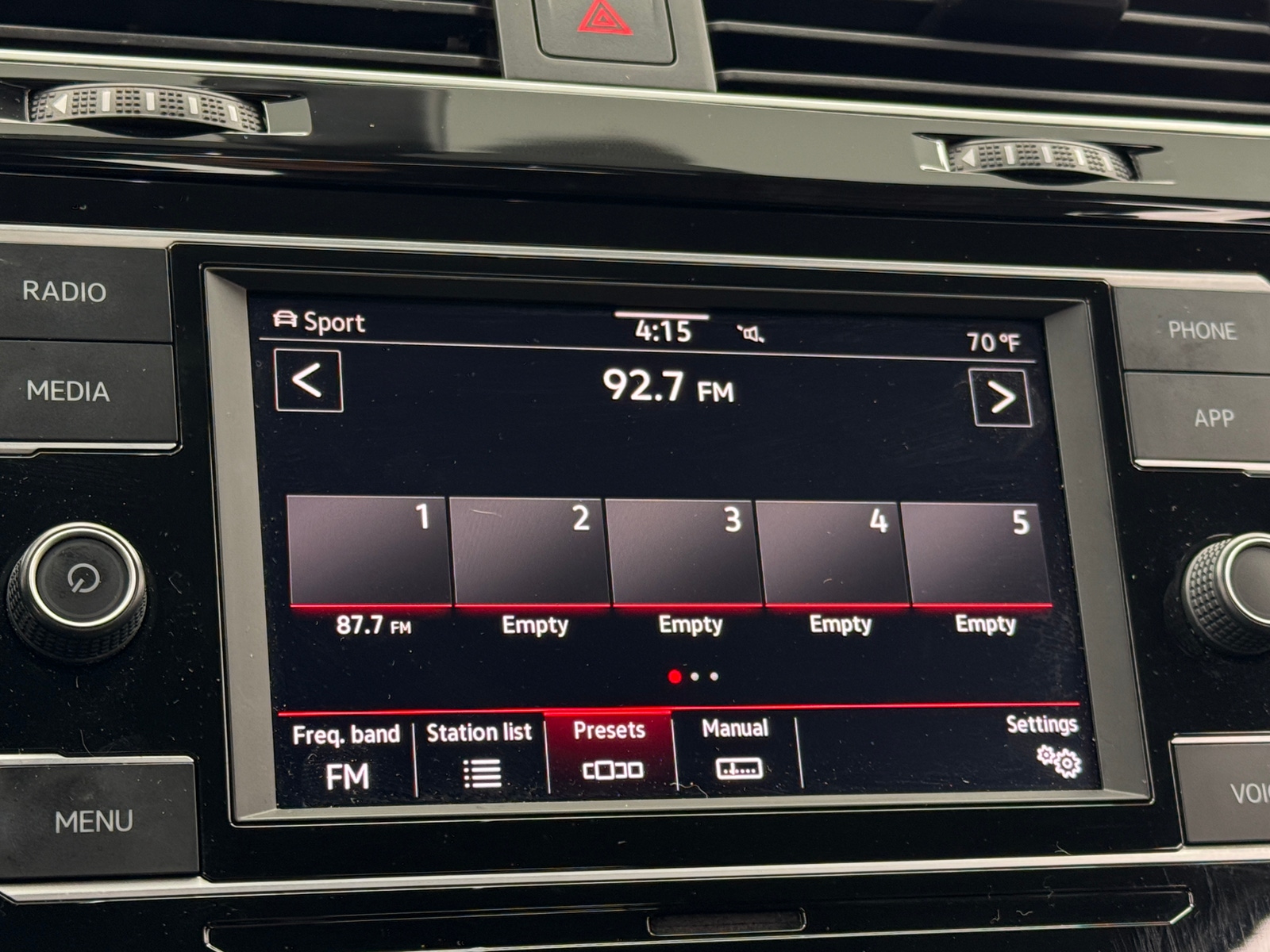 Thumbnail: 2020 Volkswagen Golf - 4