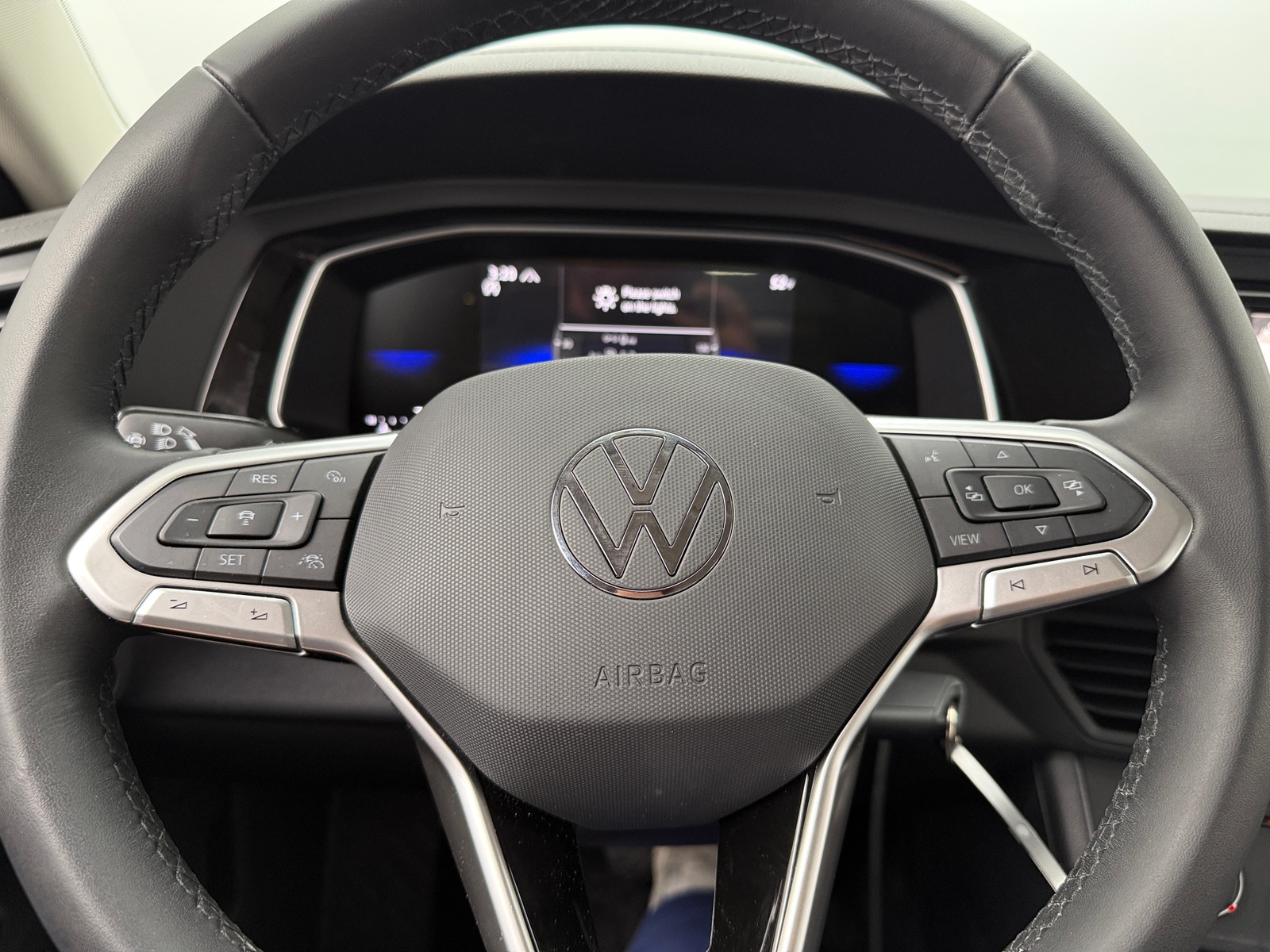 Thumbnail: 2024 Volkswagen Jetta - 5