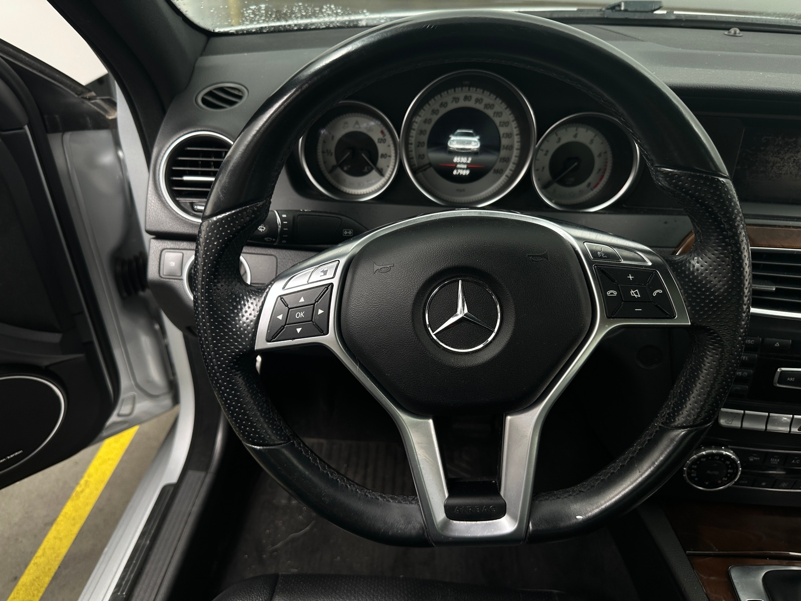 Thumbnail: 2014 Mercedes-Benz C-Class - 4