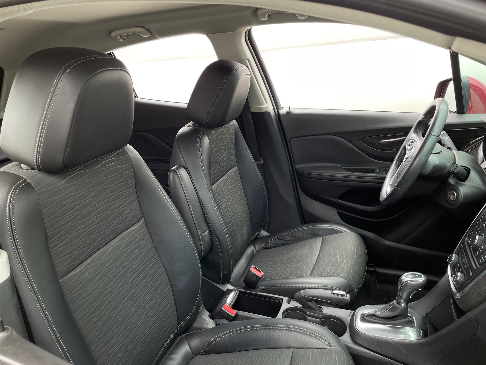 Thumbnail: 2016 Buick Encore - 2